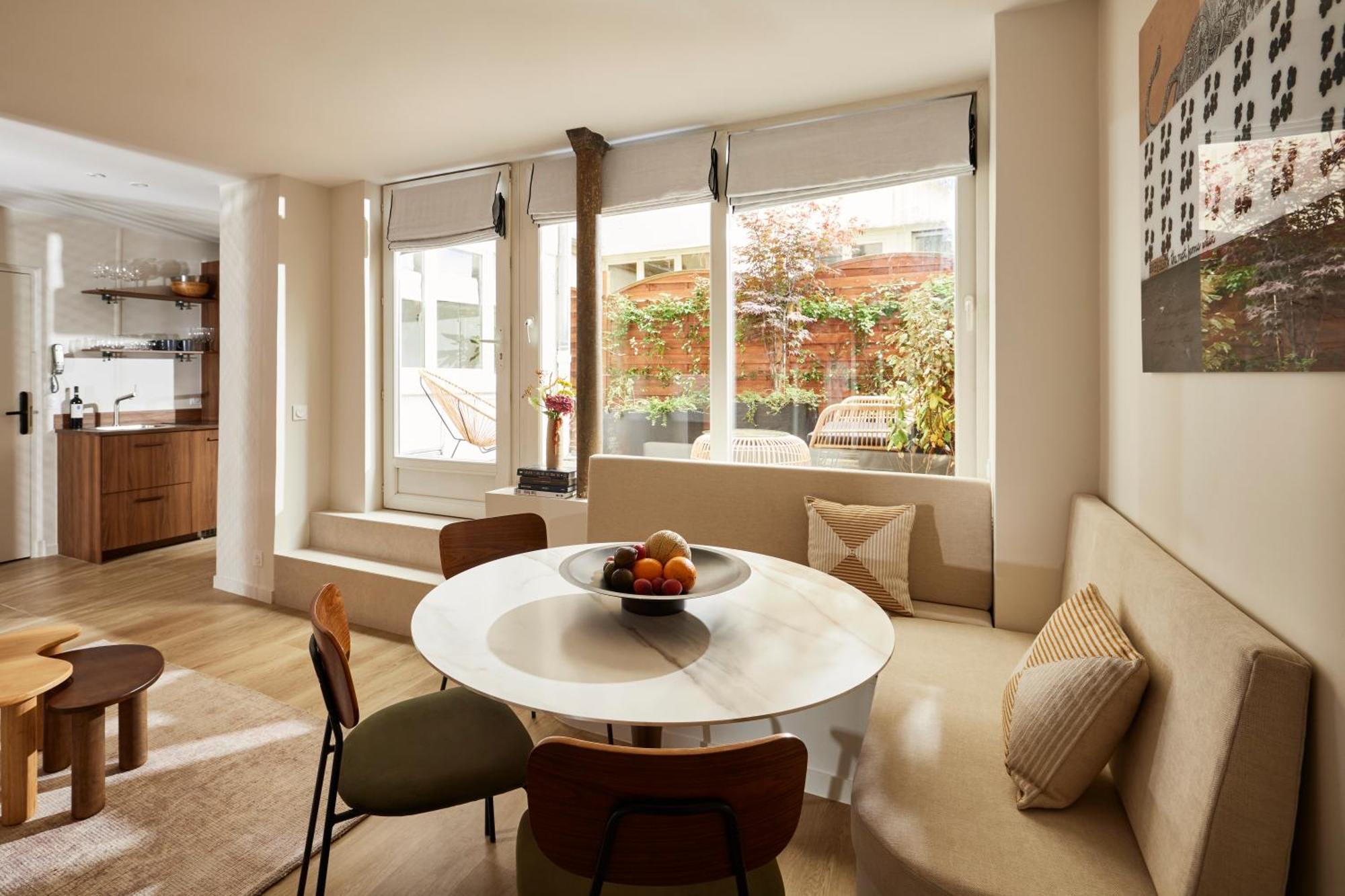 Stylish 2br & 2ba With Private Terrace *