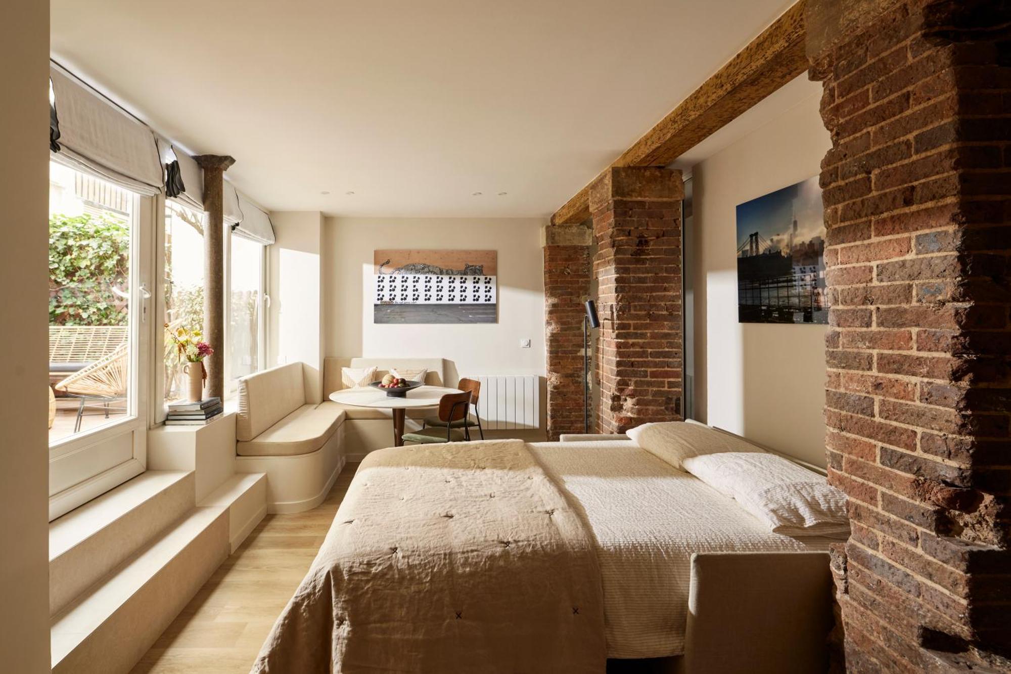 Stylish 2br & 2ba With Private Terrace