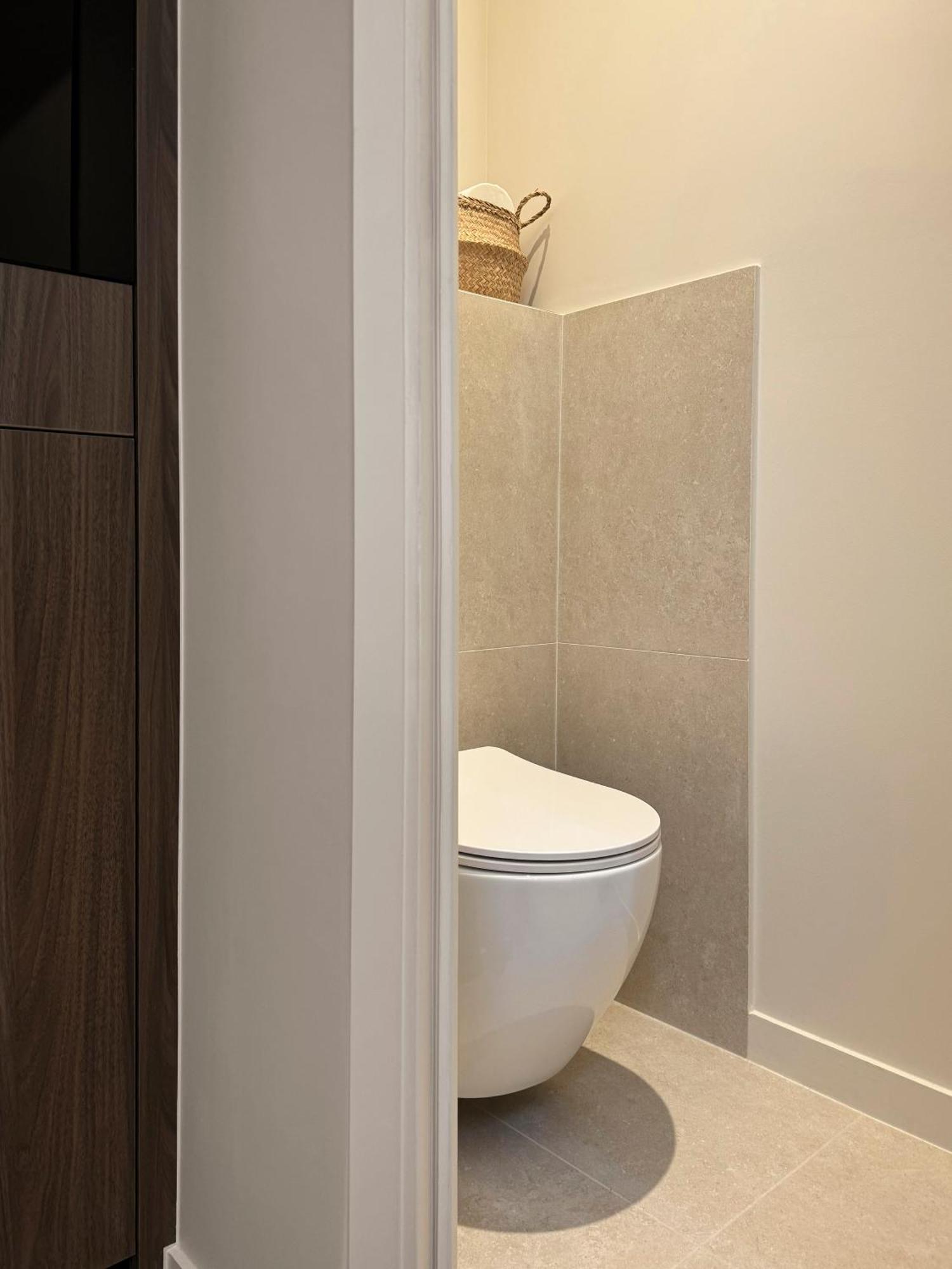 Stylish 2br & 2ba With Private Terrace