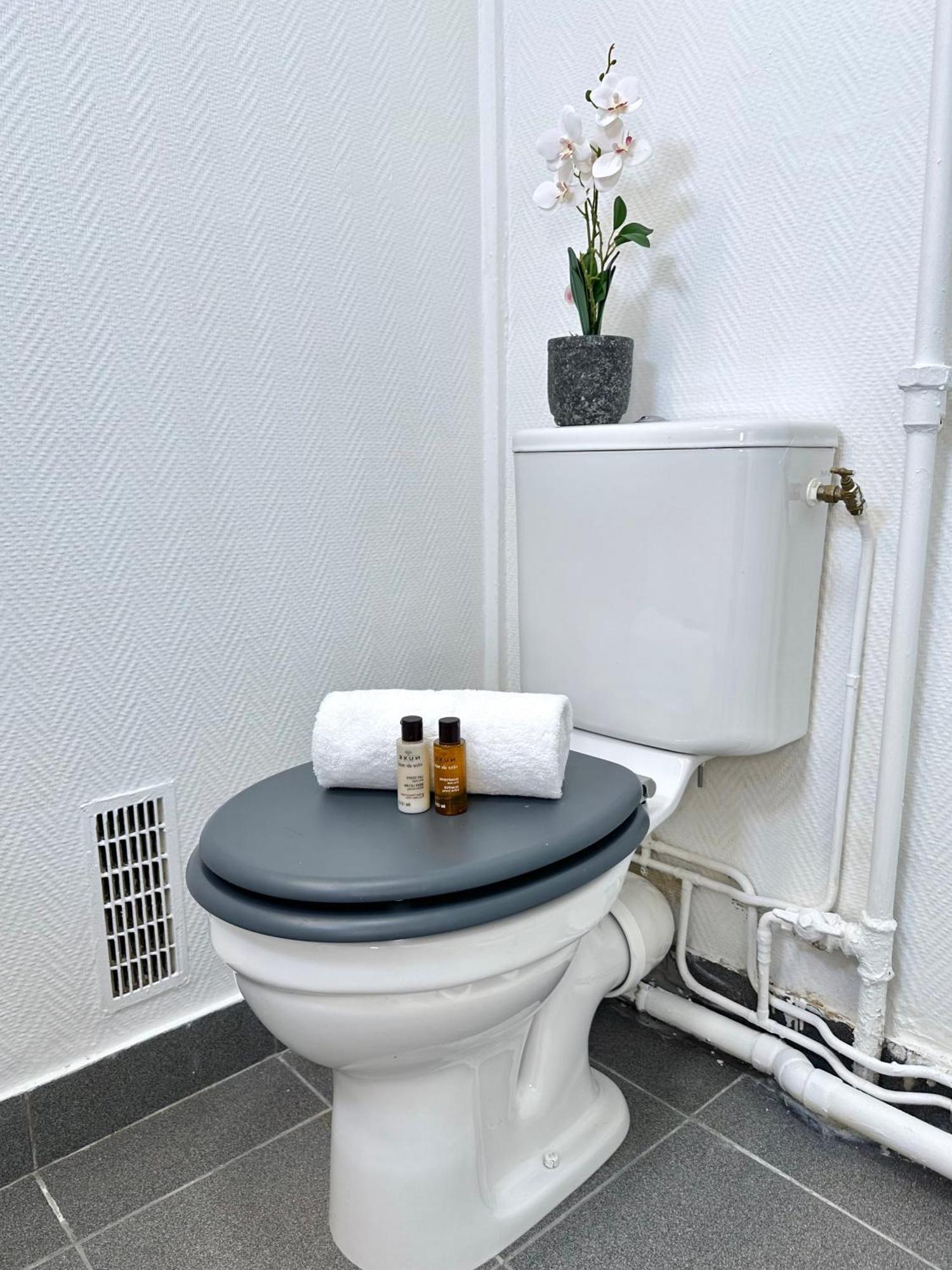 Beautiful Near Parc Des Expositions Apartment Paris