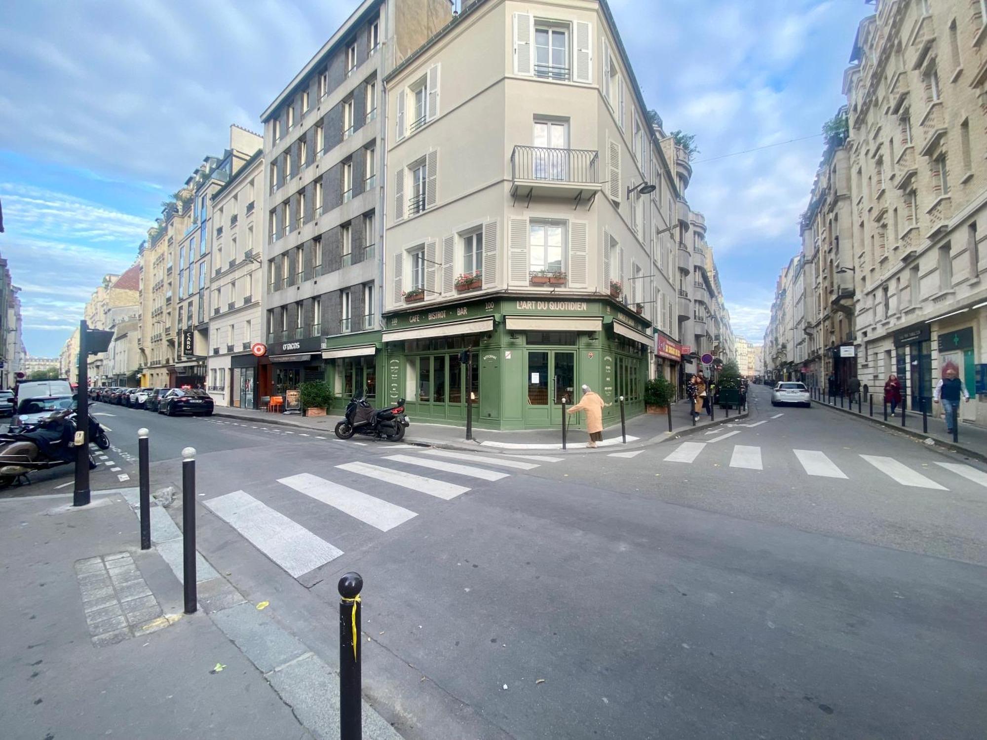Appartement Tres Calme Sur Cour - Cardinet