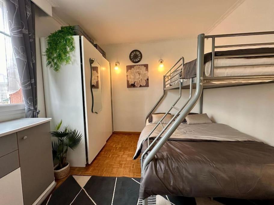 Apartment Standing Paris