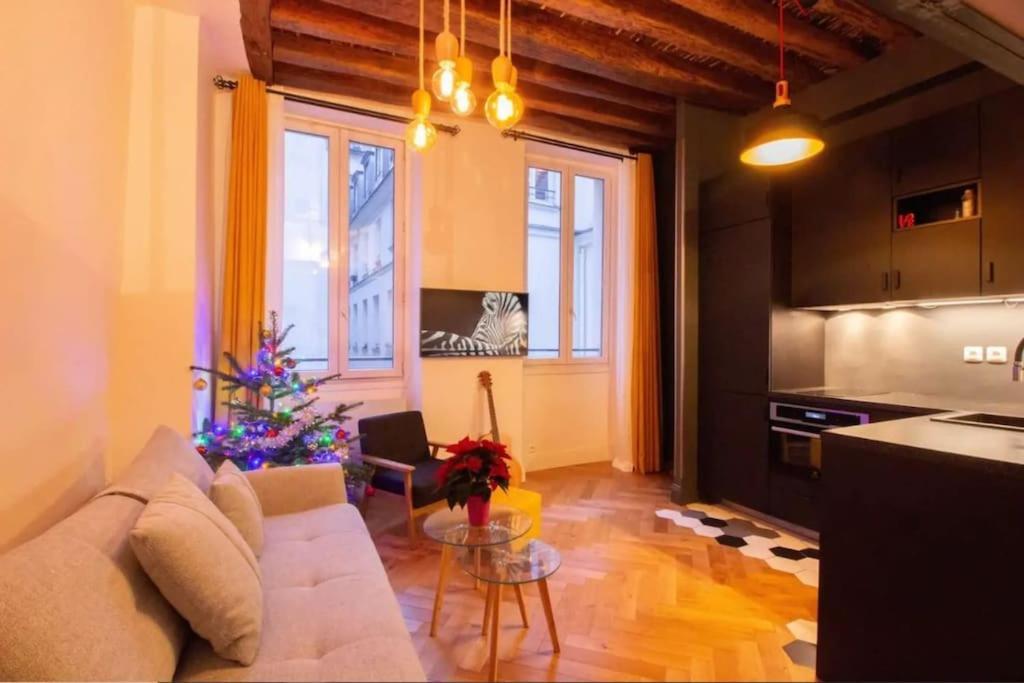 Apartment Bel Parisien, Typique Du Marais