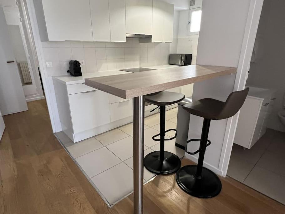Apartment Quartier Grande Armee 100 M2 Paris