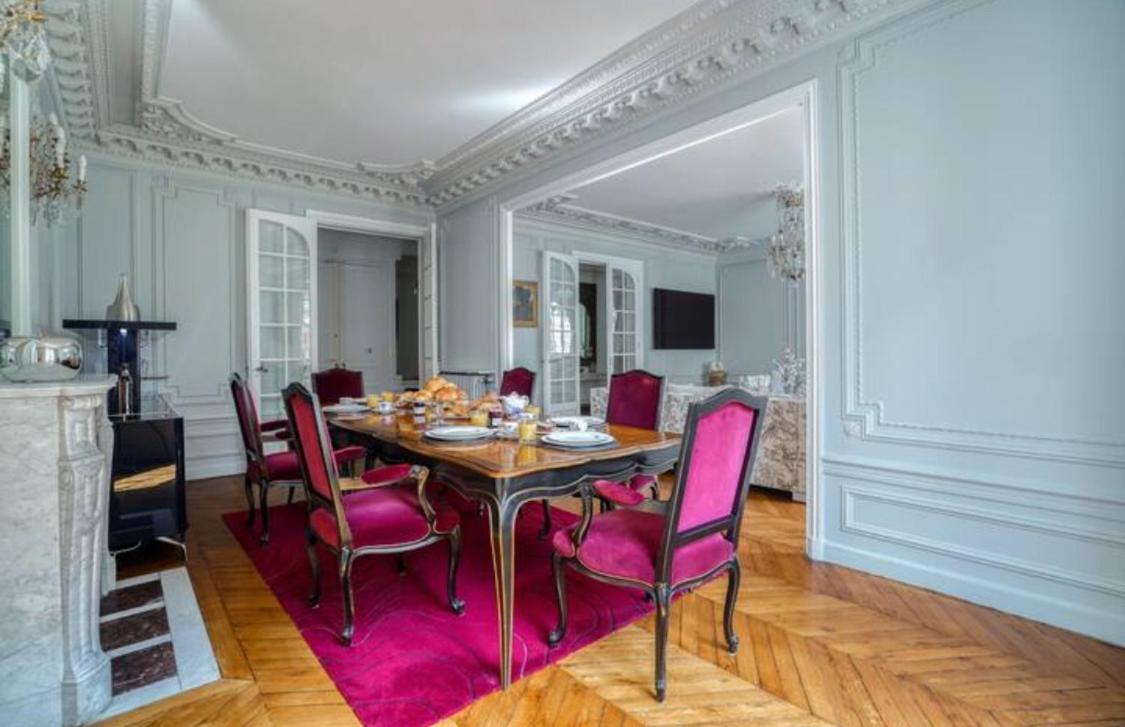 Gran Luxury Tour Eiffel Bed & Breakfast *