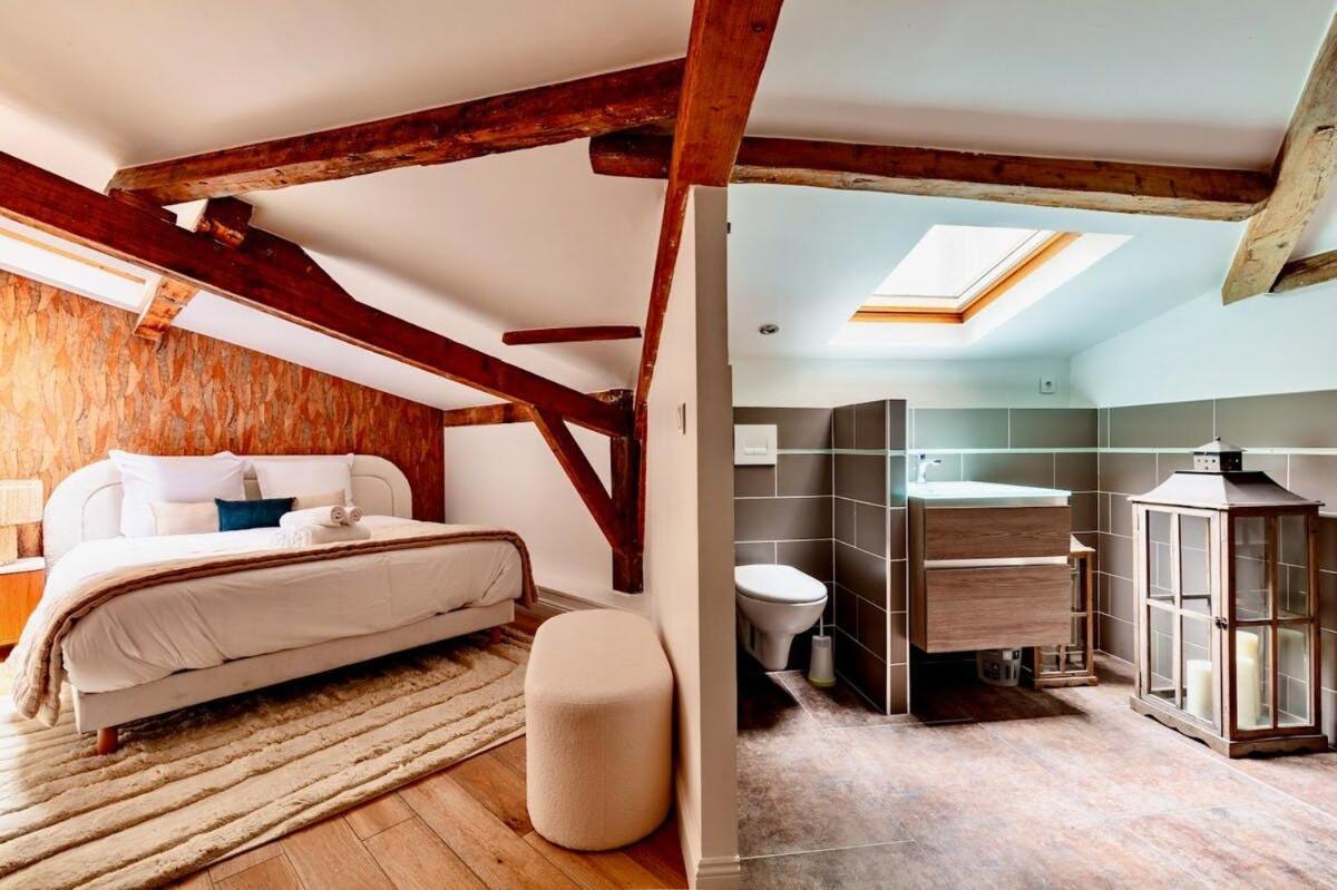 8 - Opera - Rue Constantinople - Duplex 8 Pieces Apartment Paris