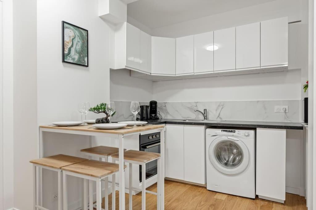Perfect Emplacement - Metro 1 Min - Tour Eiffel 10min - Netflix *