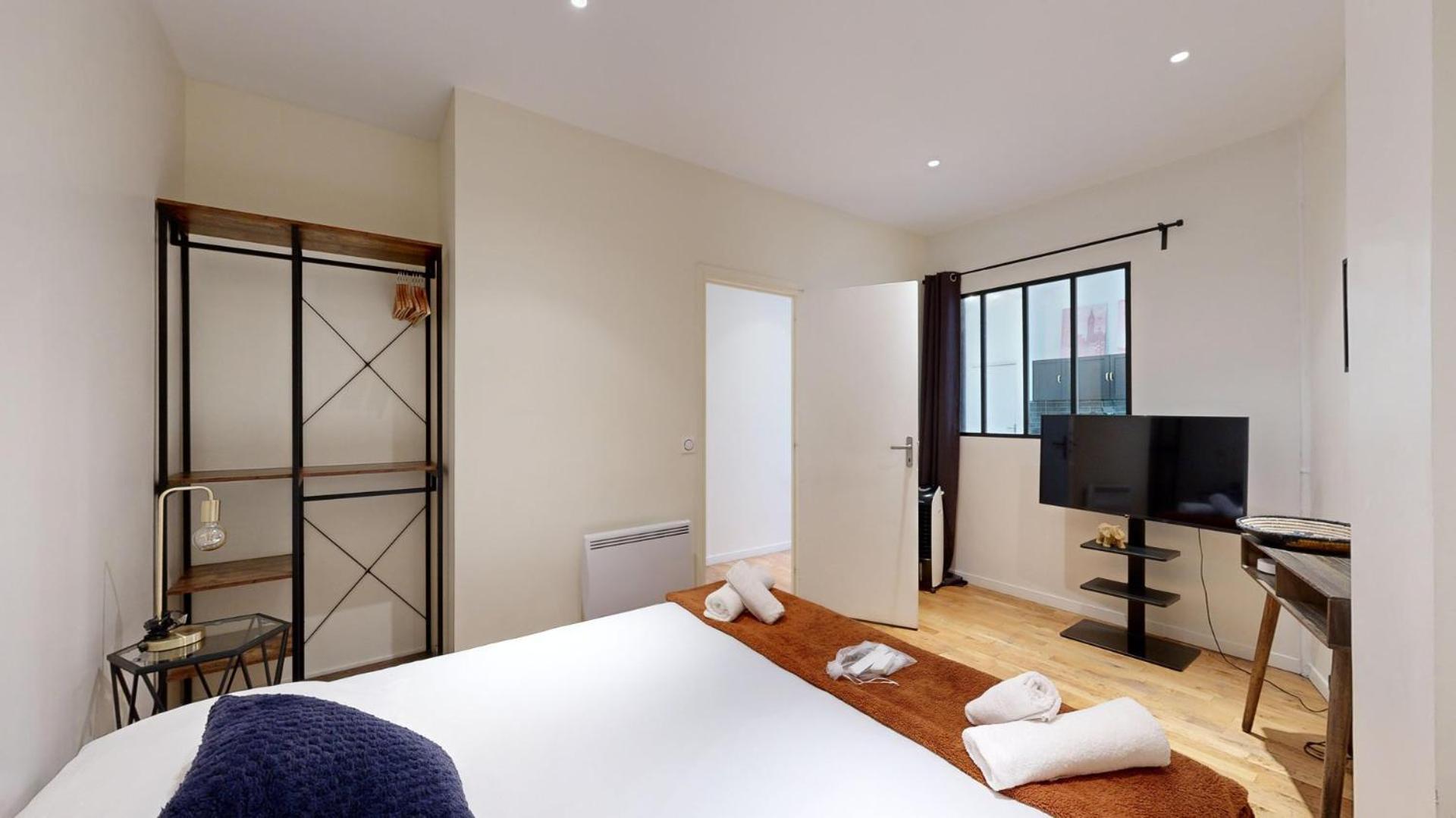 205-suite Valmy Apartment *