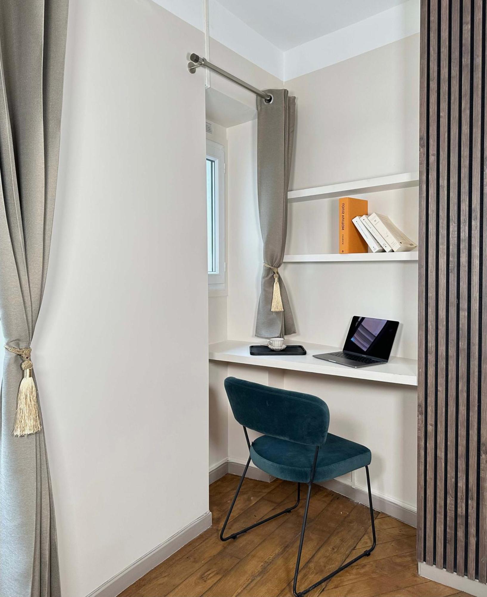 Typical Luxurious Parisian Getaway Apartment *