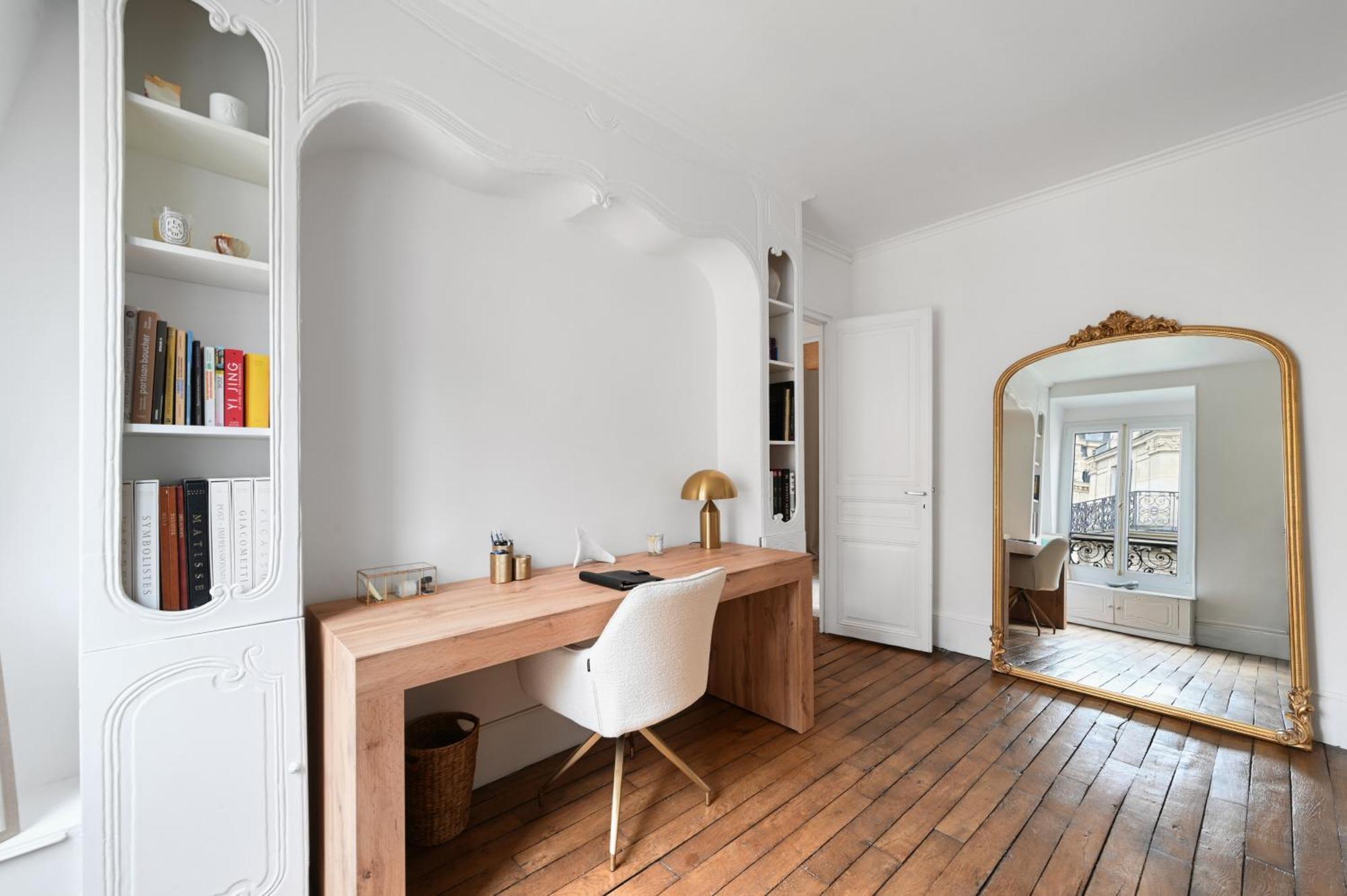 Duplex Avec Billard A Cote De La Tour Eiffel !