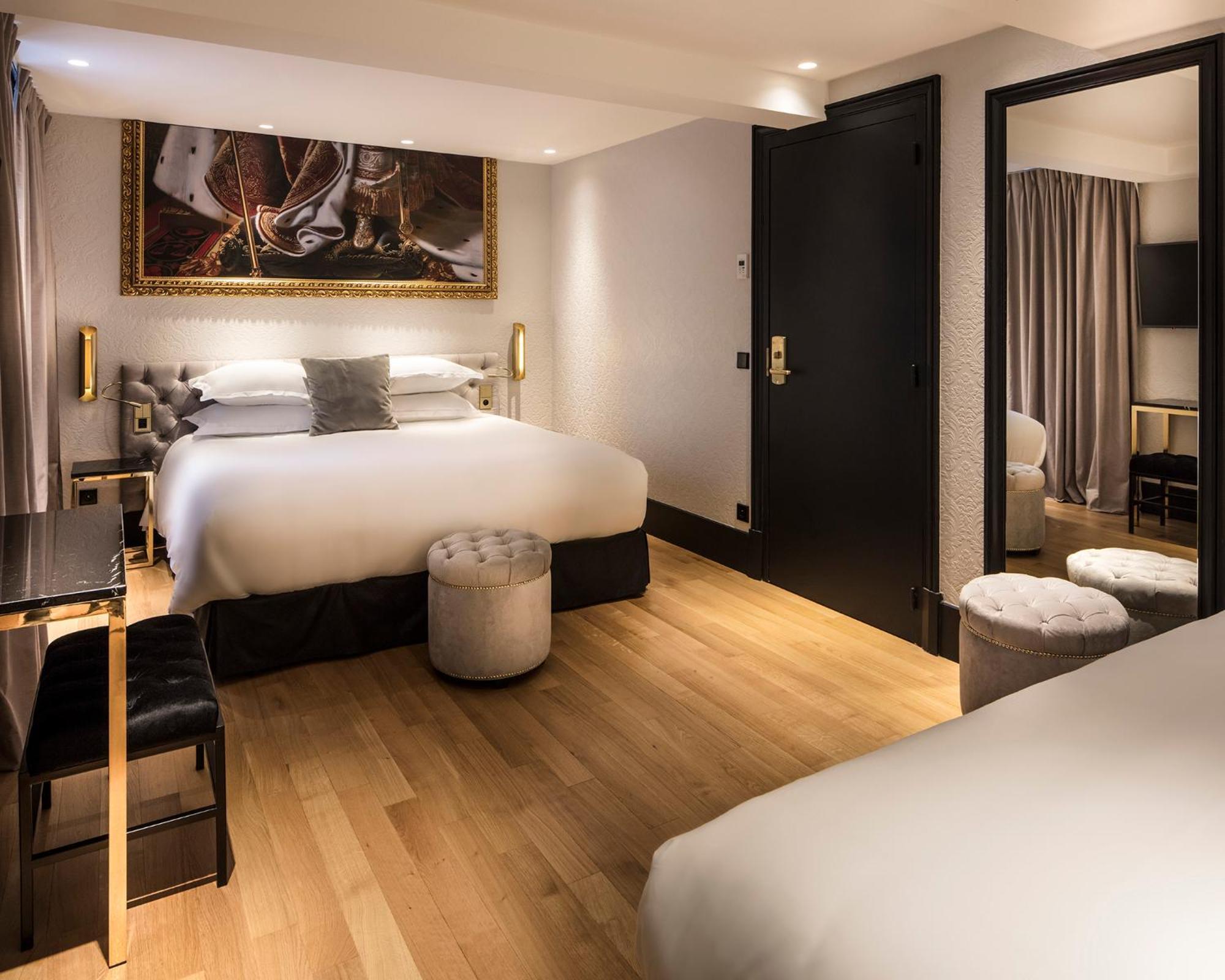 Hotel Eiffel Petit Louvre Paris
