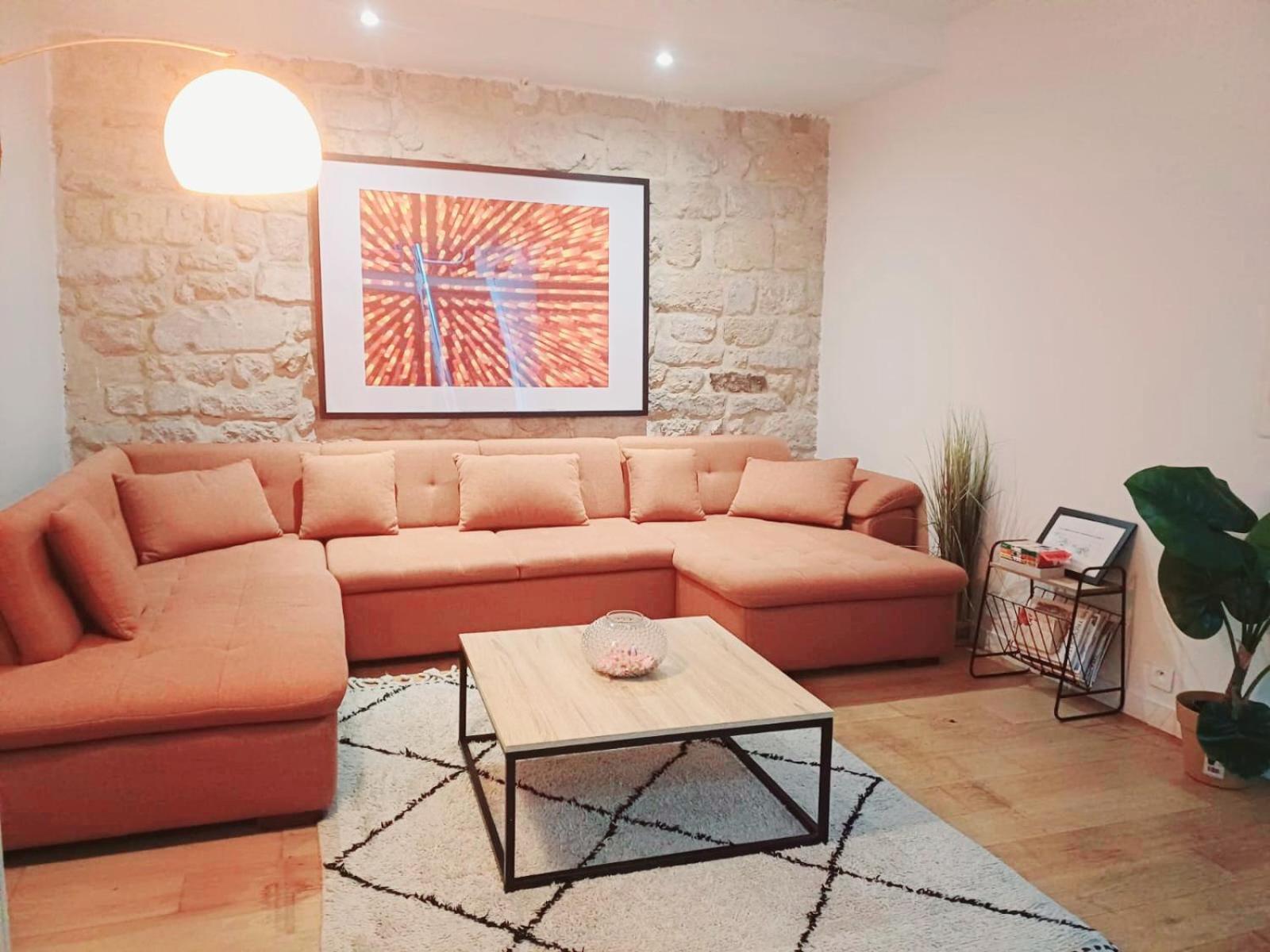 Apartment Loft Familial Au Coeur De Avec Clim, Arcade Et Baby-foot Proche Republique Et Canal St Martin