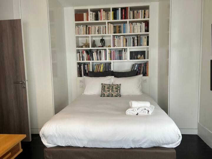 Triplex Luxe 3 250m2 - Trendy Marais Area * Paris