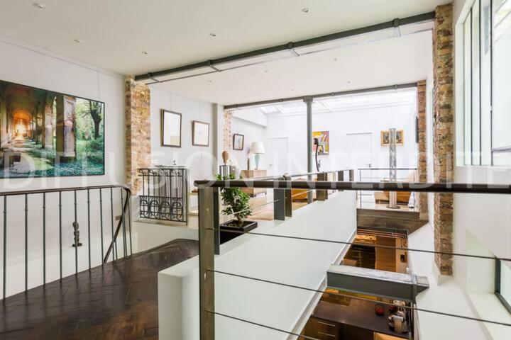 Triplex Luxe 3 250m2 - Trendy Marais Area Apartment *