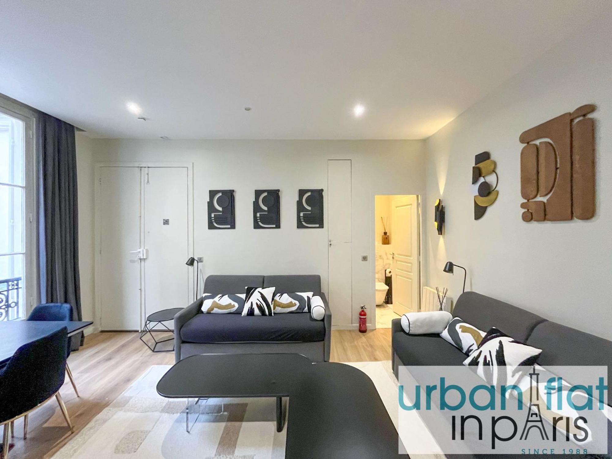 62-luxury Flat Champs Elysees