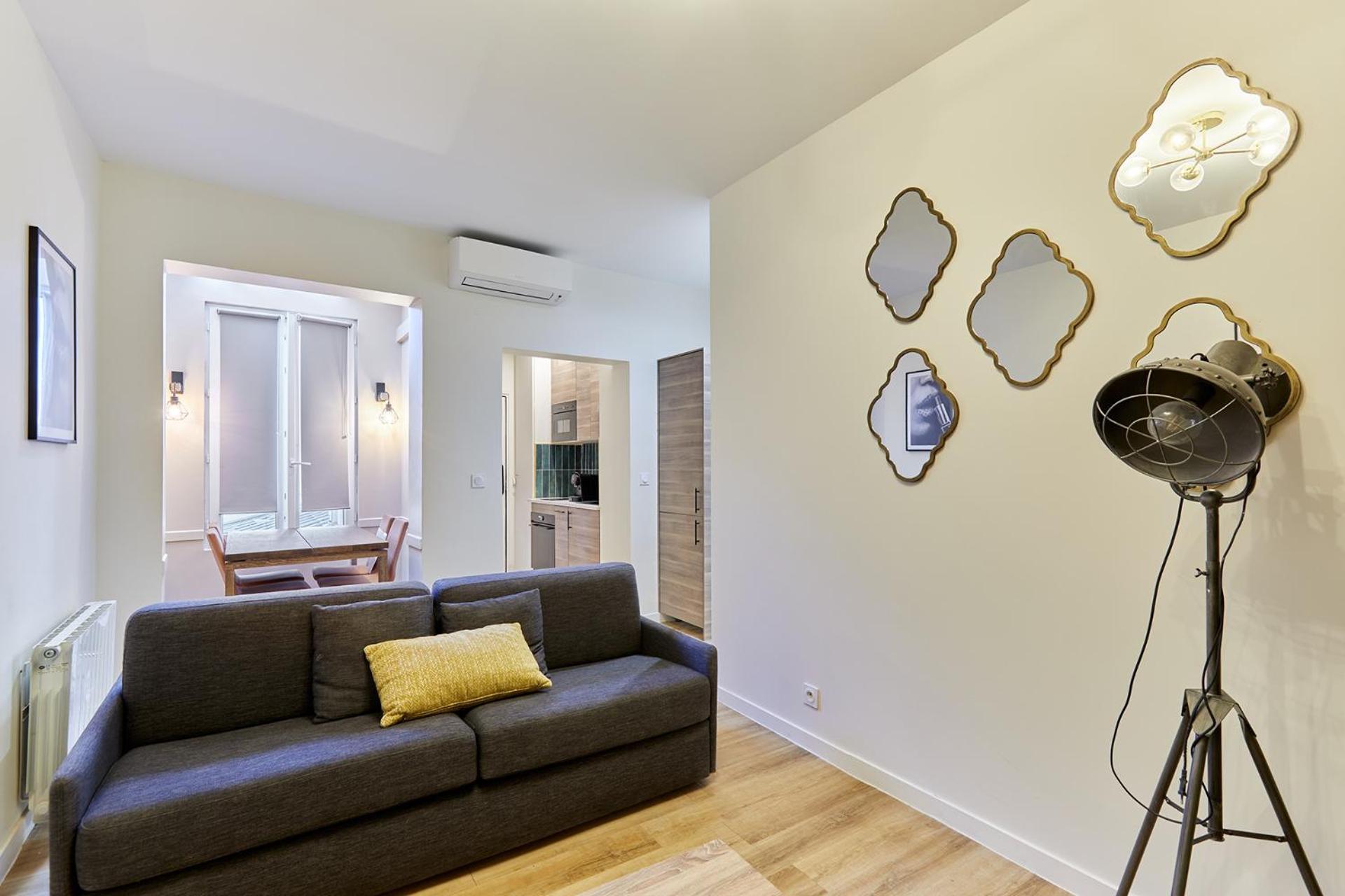 Apartment Rent A - Meslay