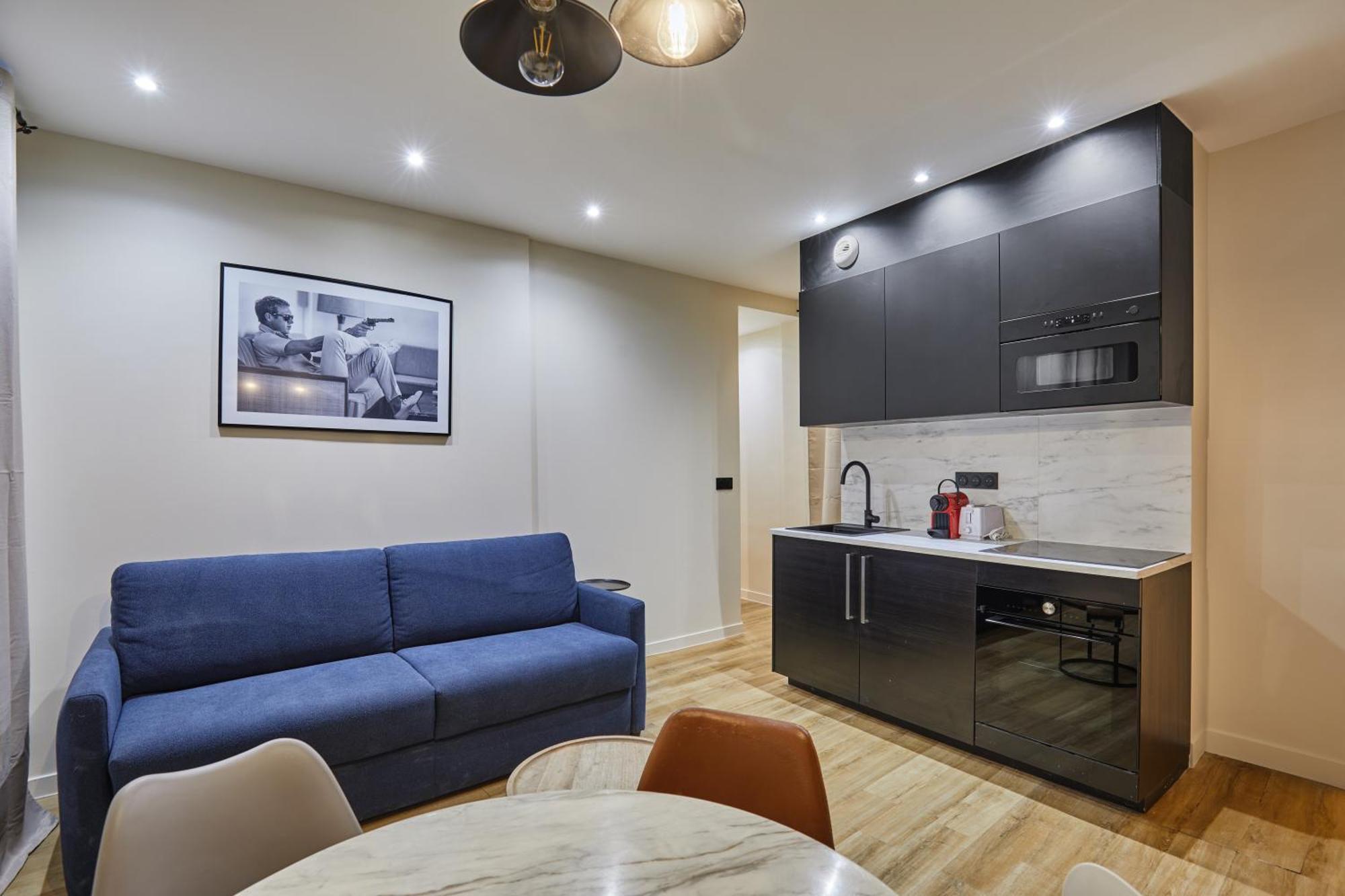 Rent A - Meslay Apartment *