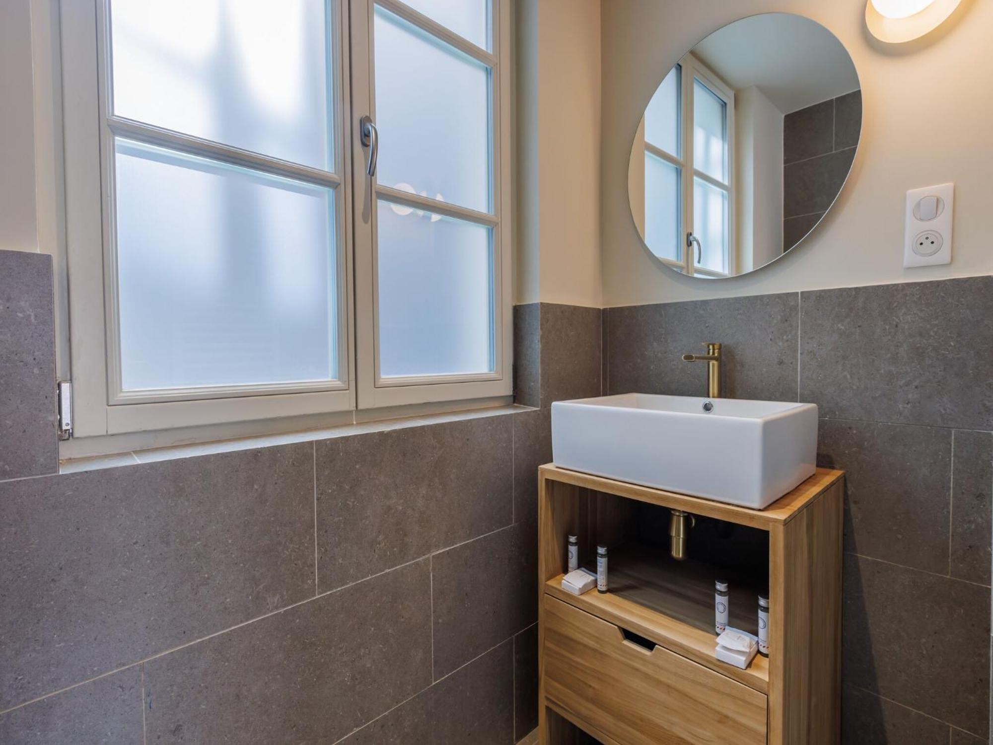 Charming - 3bdr 6p - St Germain Des Pres Apartment Paris
