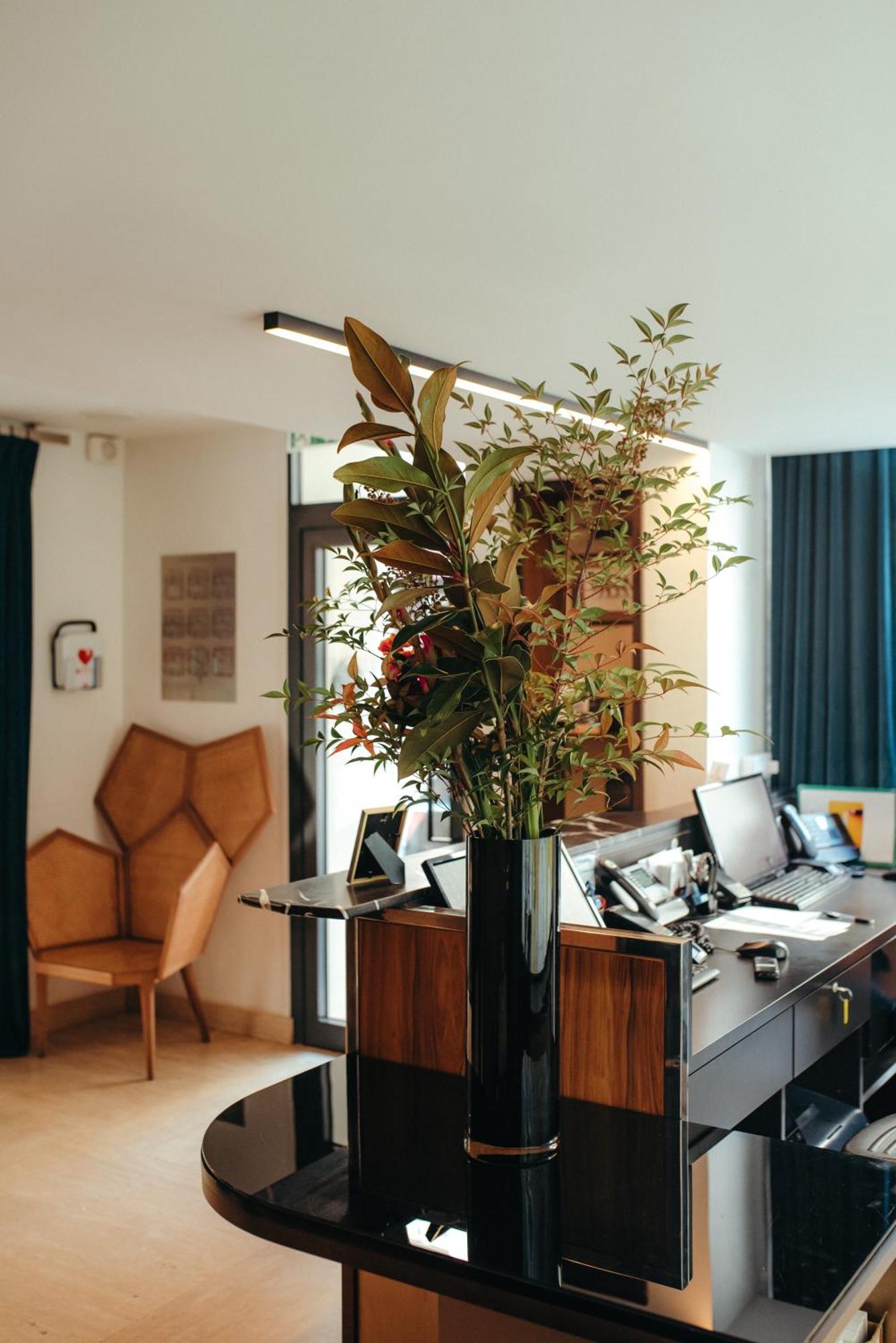 Eiffel Blomet 4* Paris