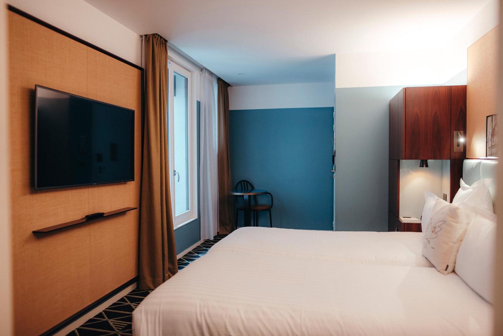 Eiffel Blomet 4*