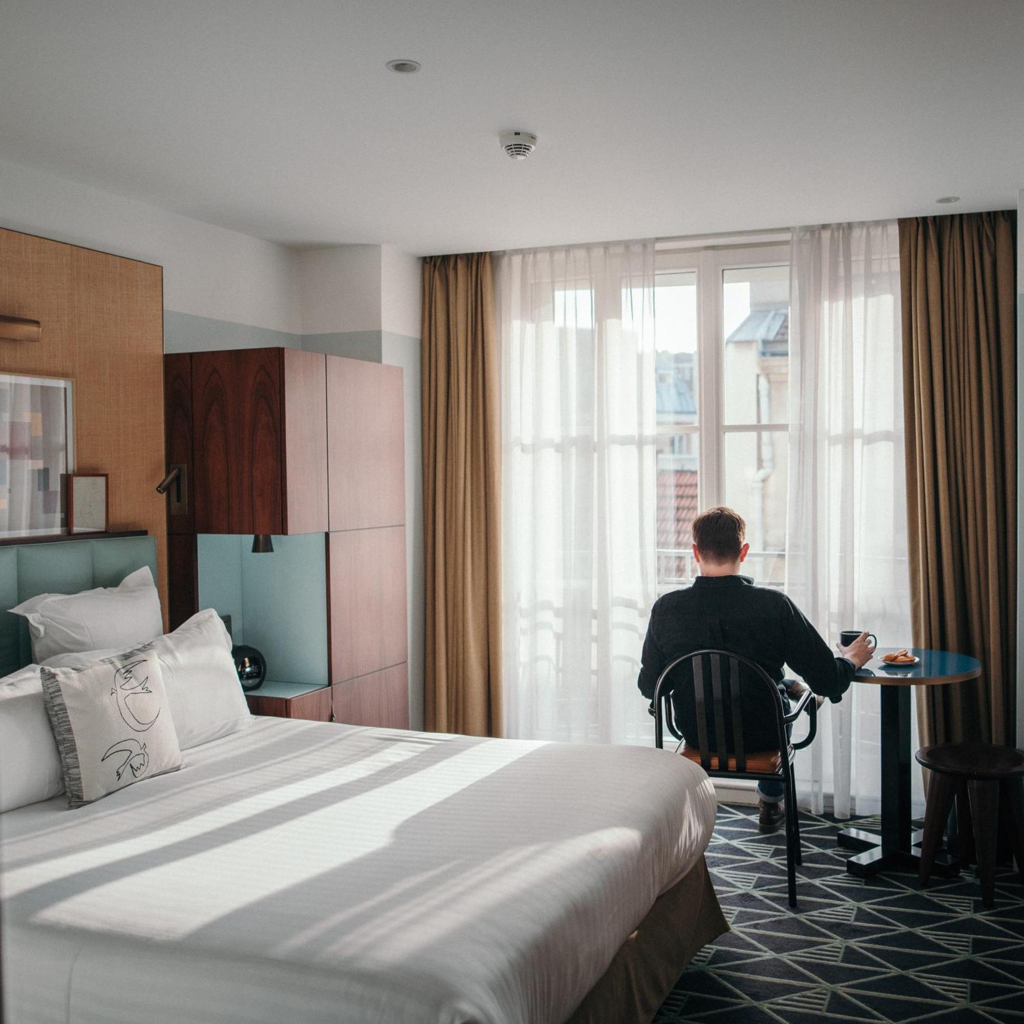 Eiffel Blomet Hotel Paris