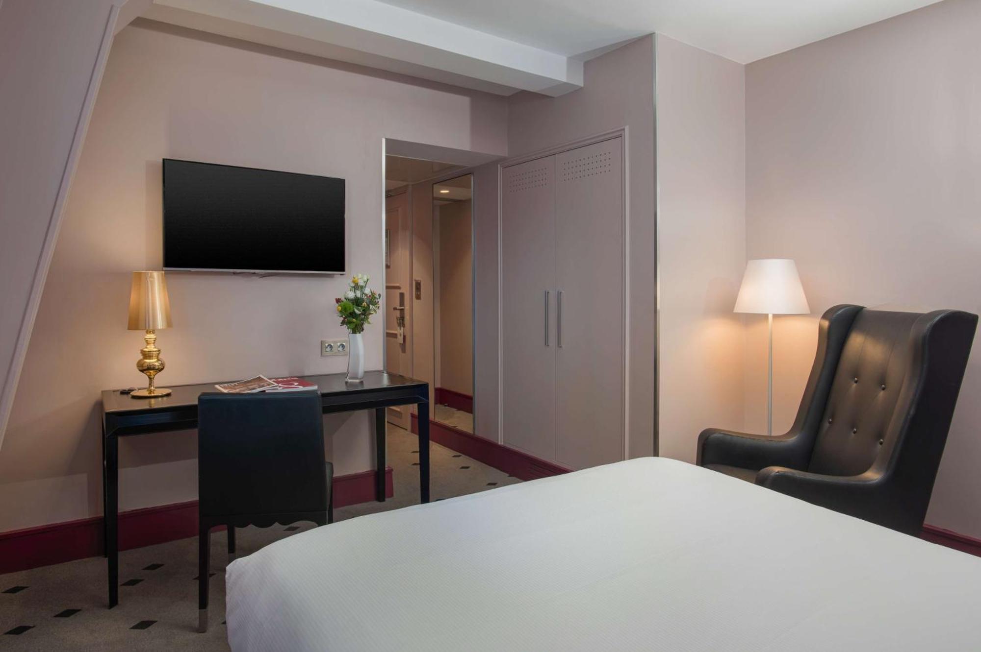 Beauchamps Hotel