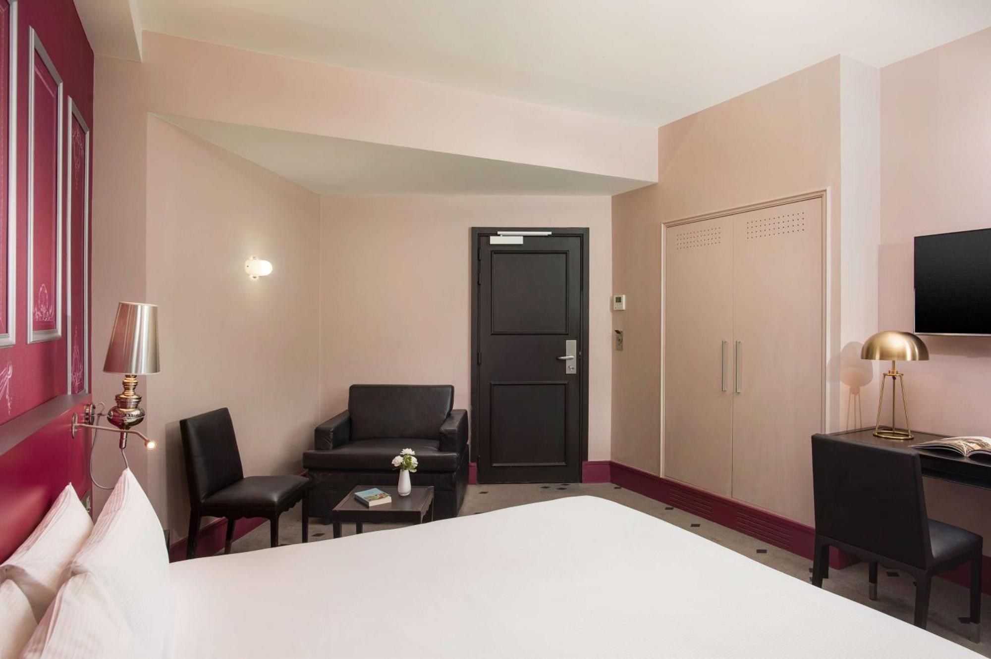 Beauchamps Hotel 4*
