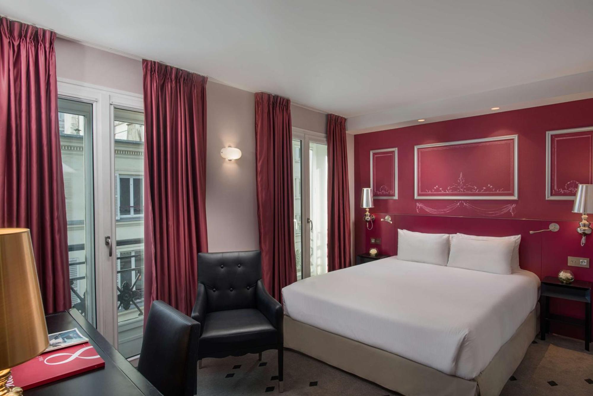 Hotel Beauchamps 4*