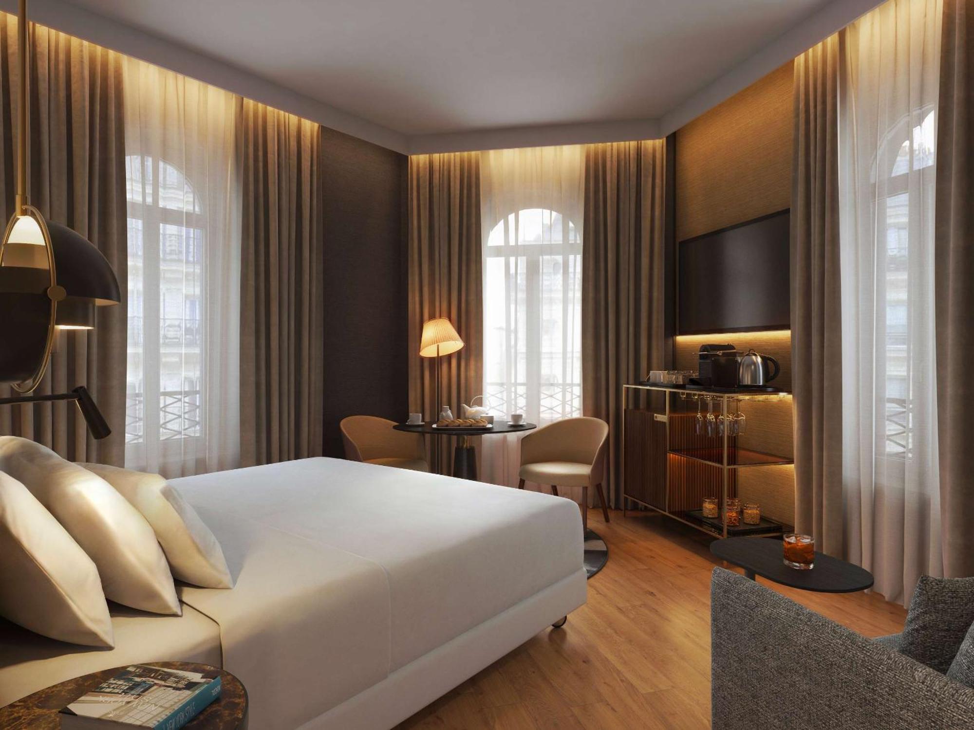 Hotel Beauchamps 4*