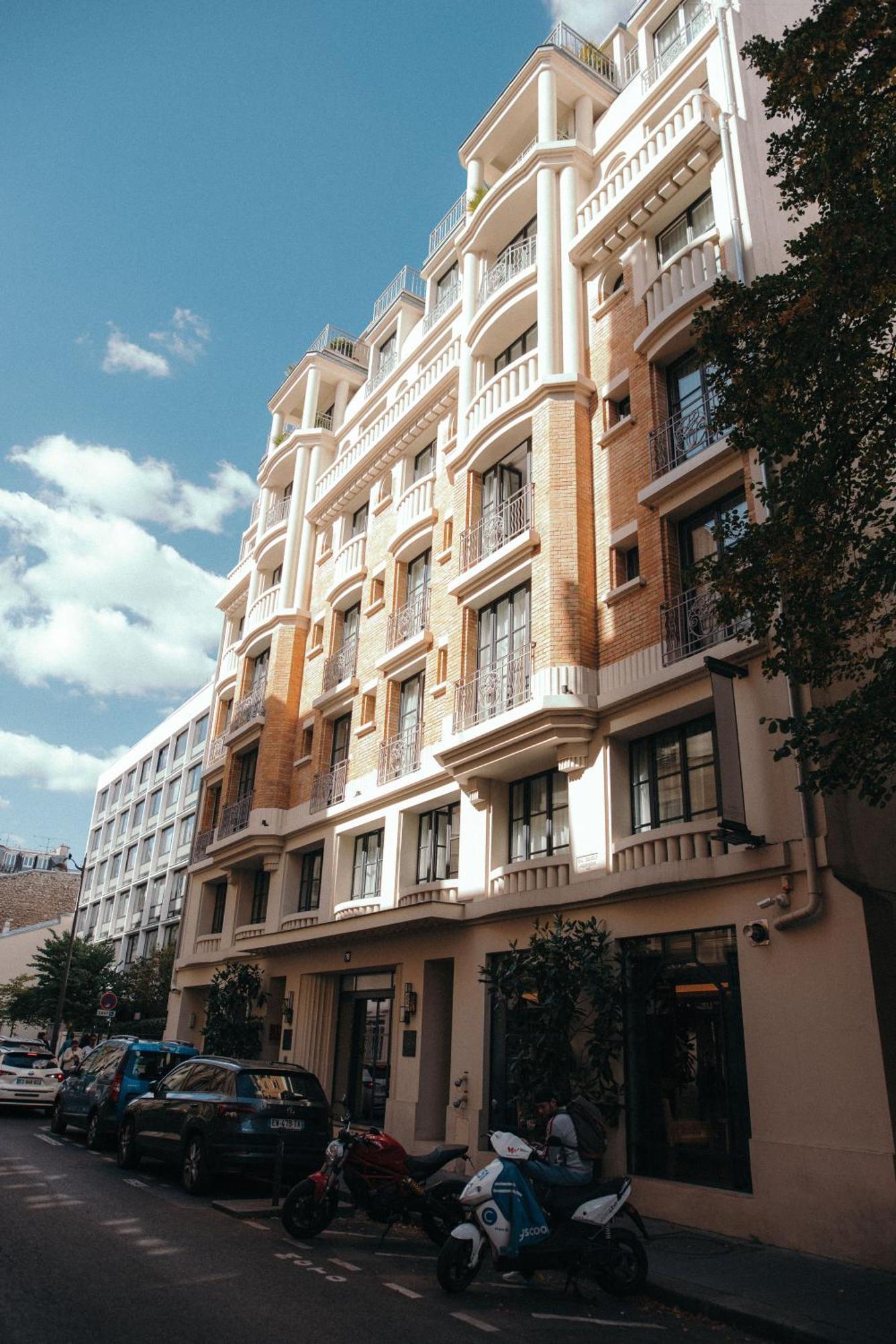 Eiffel Blomet 4* Paris