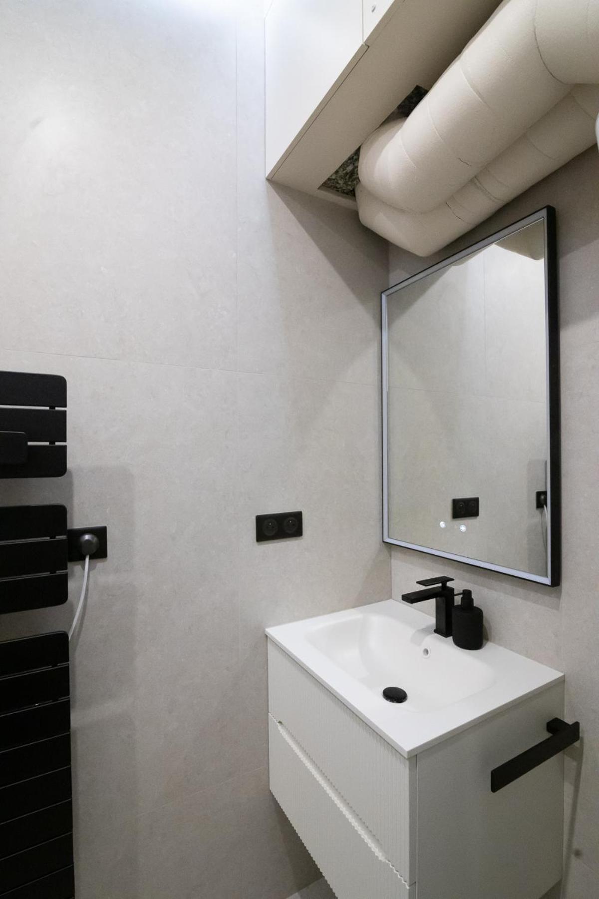 Appartement Neuf Et Luxueux Climatise A 17 Paris