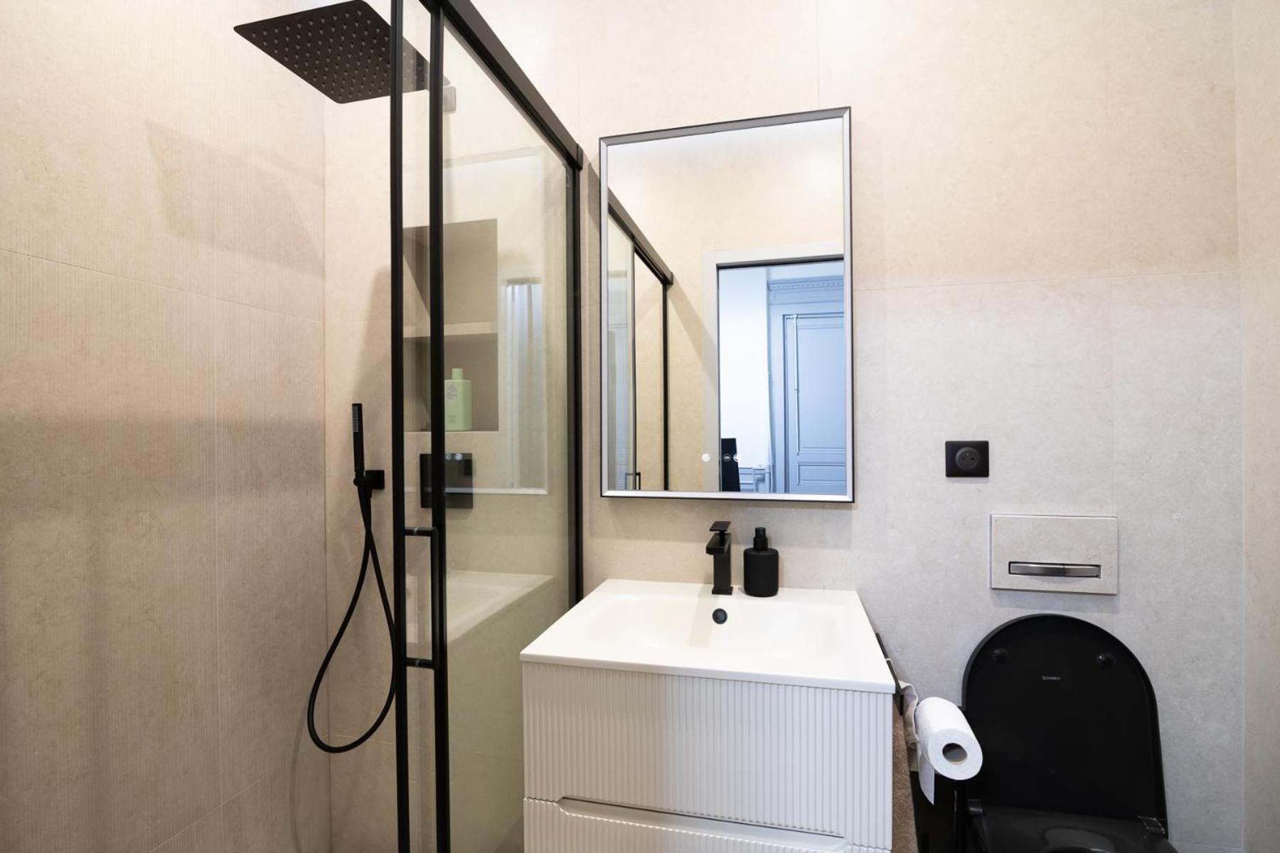 Neuf Et Luxueux Climatise A 17 Appartement