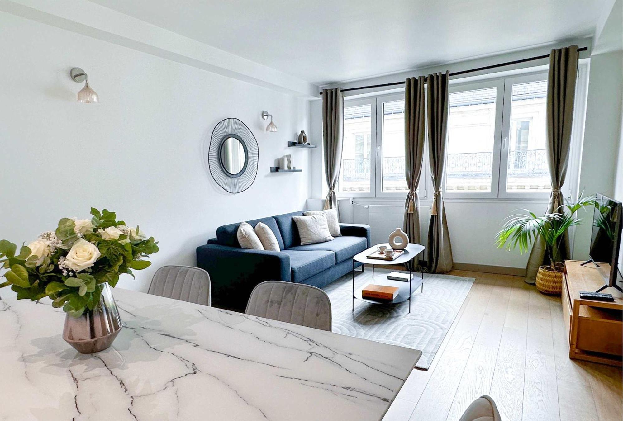 Brand New Near La Madeleine Apartment *