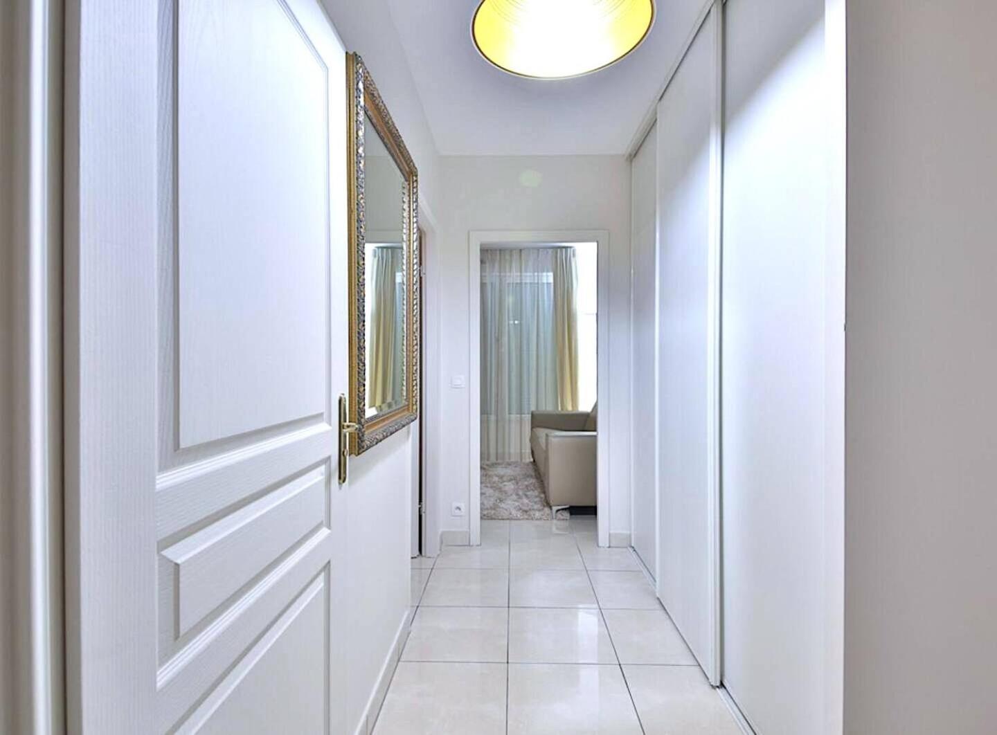 Thibaud Apartment