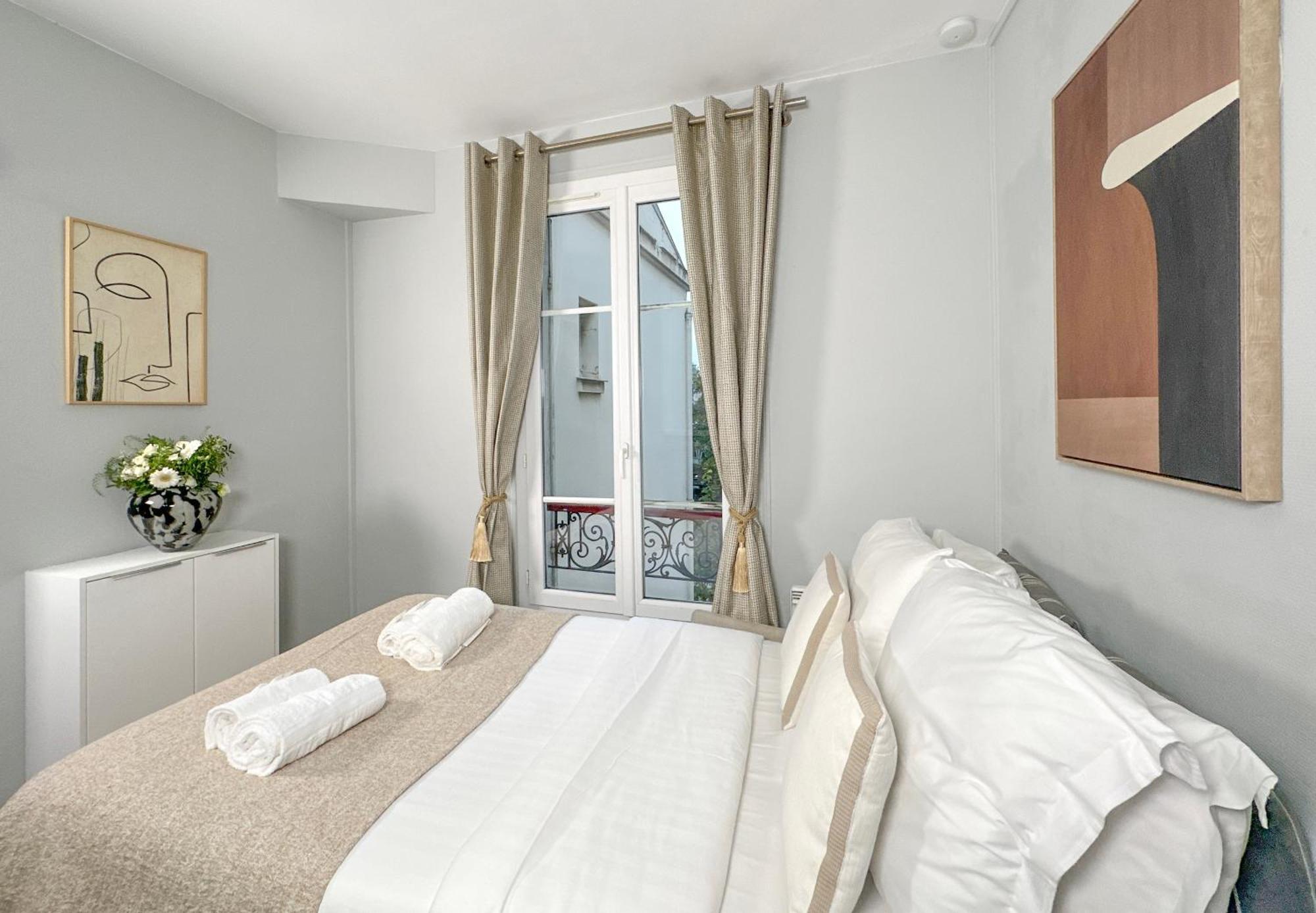 Stunning Near Eiffel Tower Appartement *