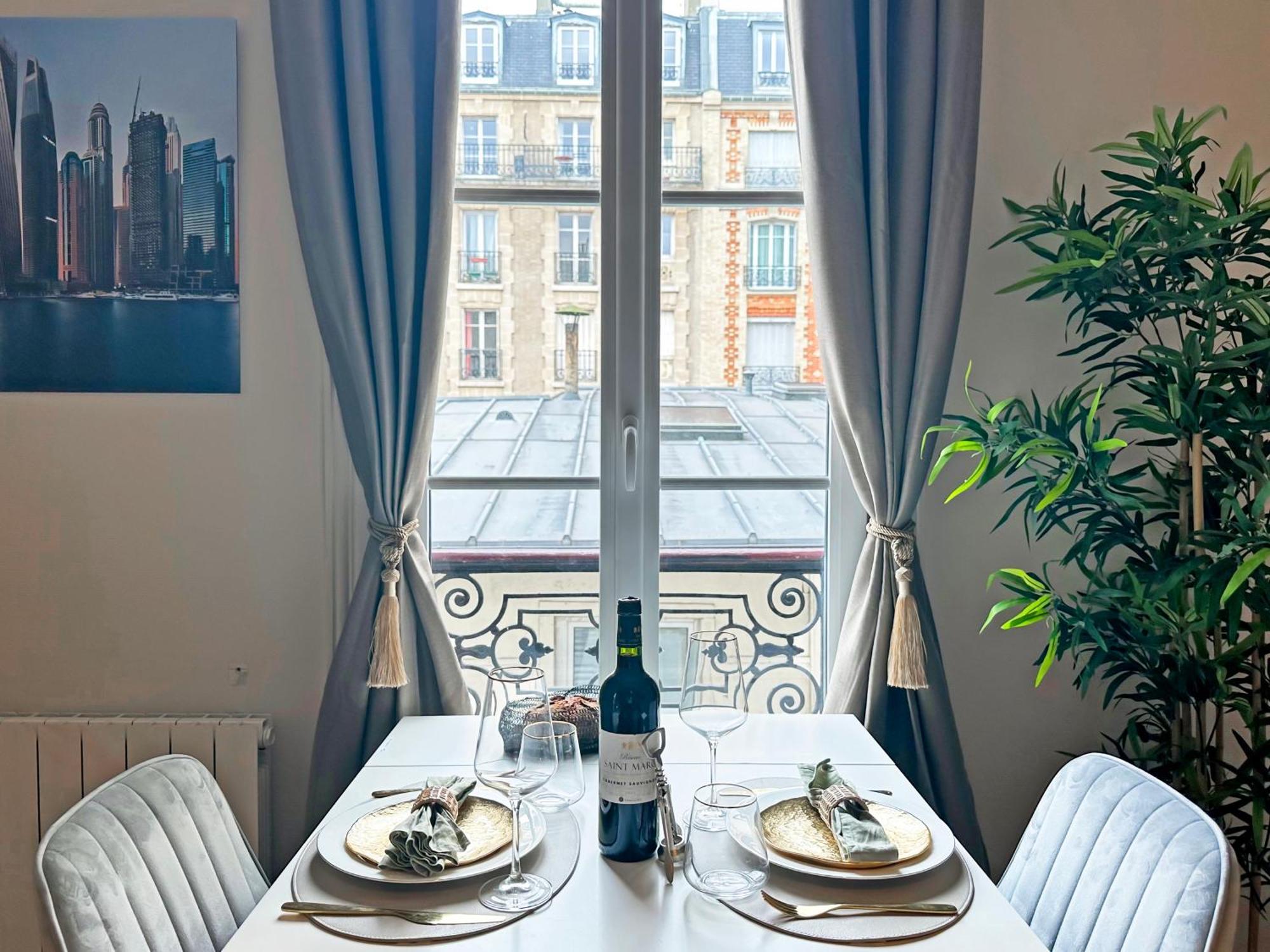Apartment Champs Elysees Area