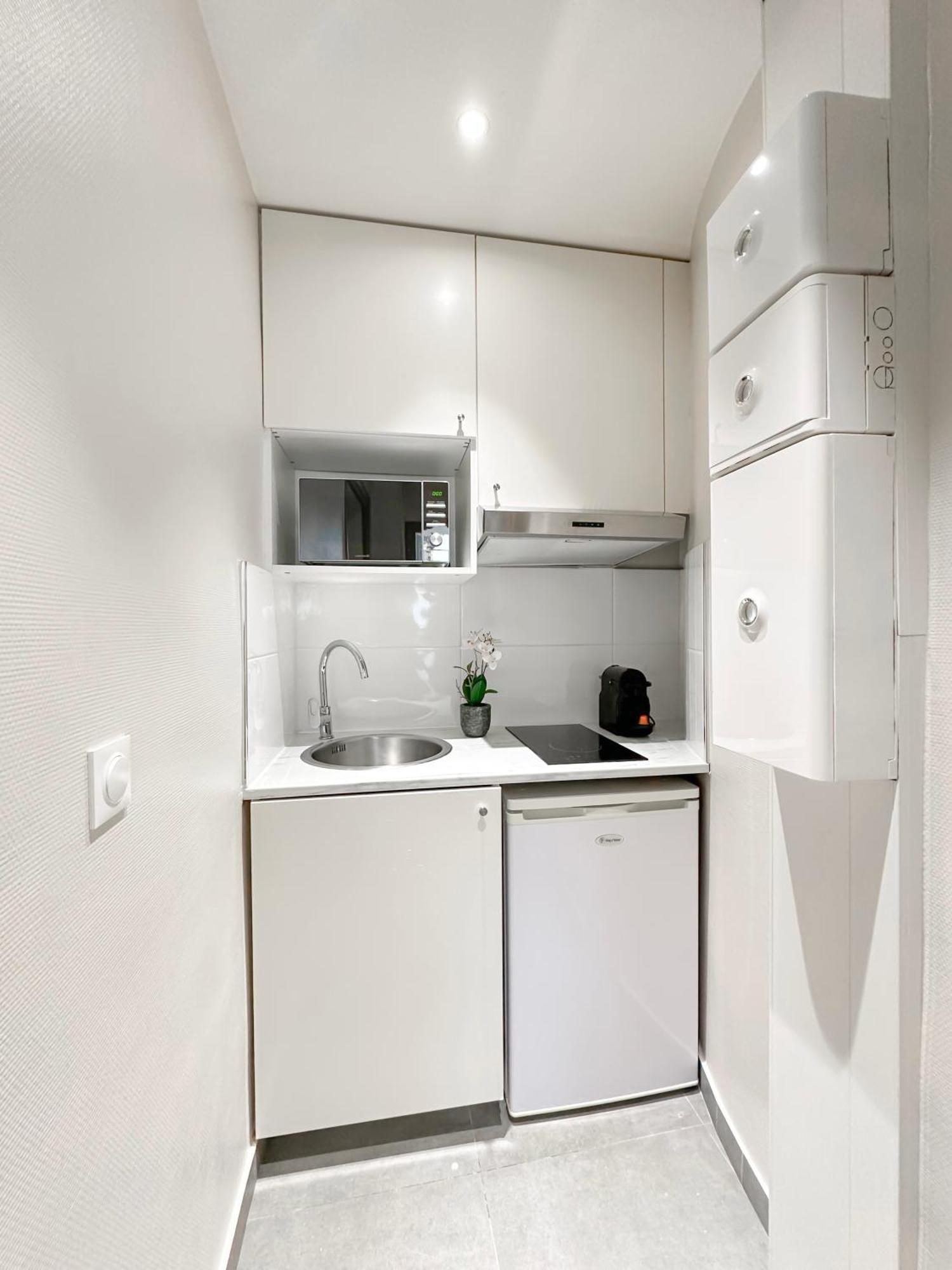 Apartment Champs Elysees Area