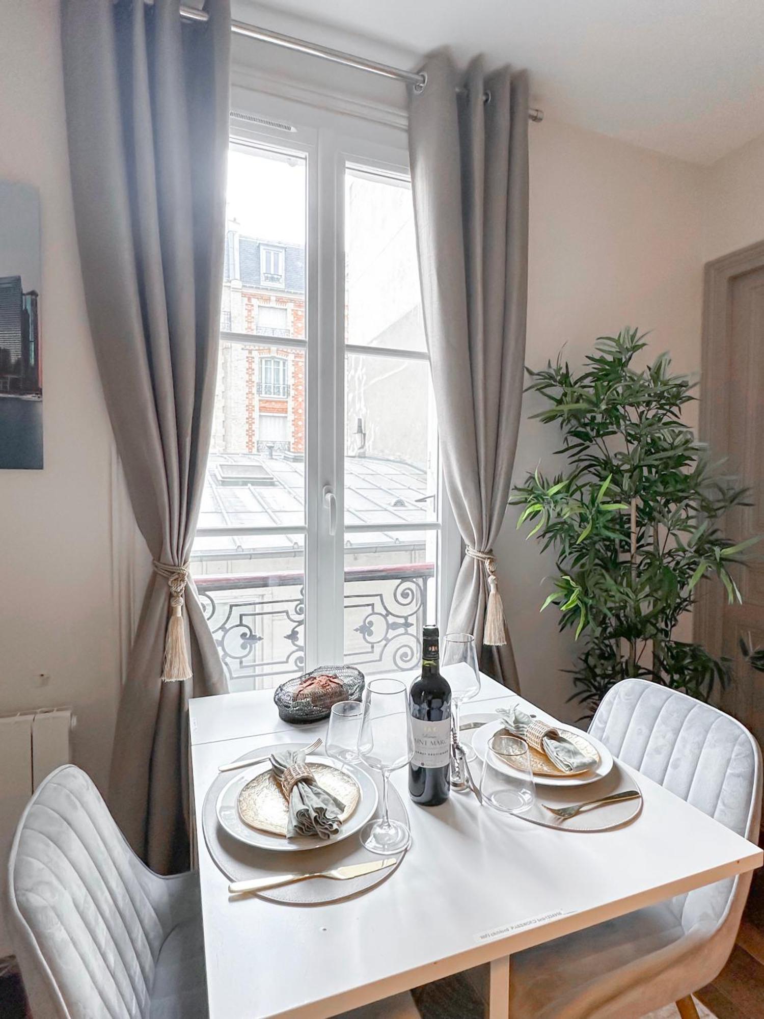 Apartment Champs Elysees Area *