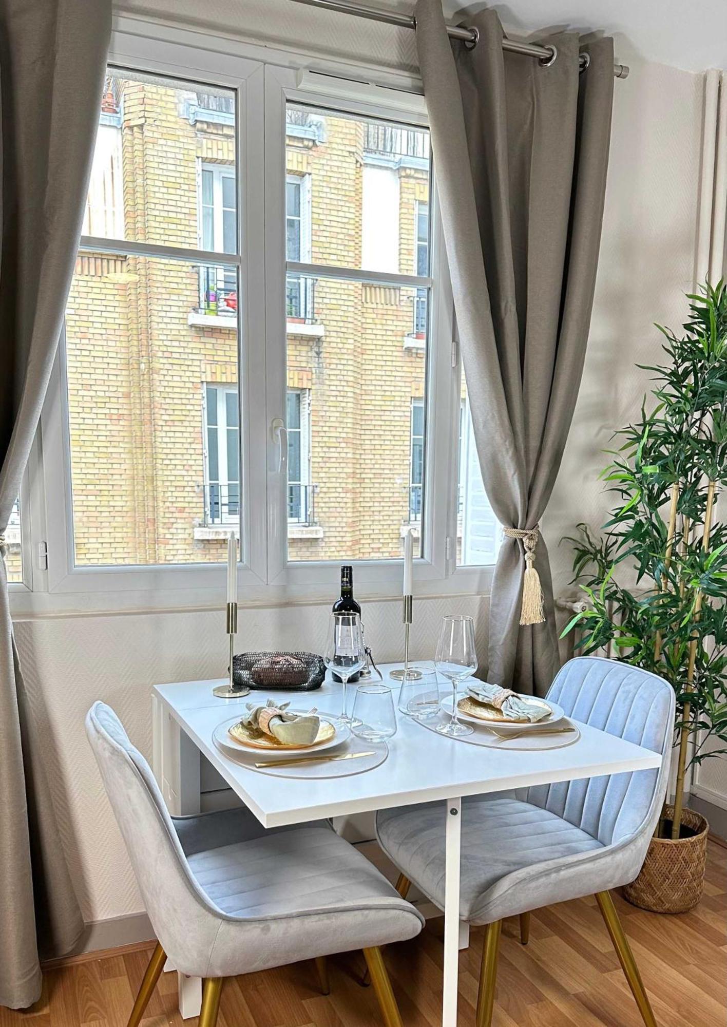 Beautiful Near Parc Des Expositions Apartment