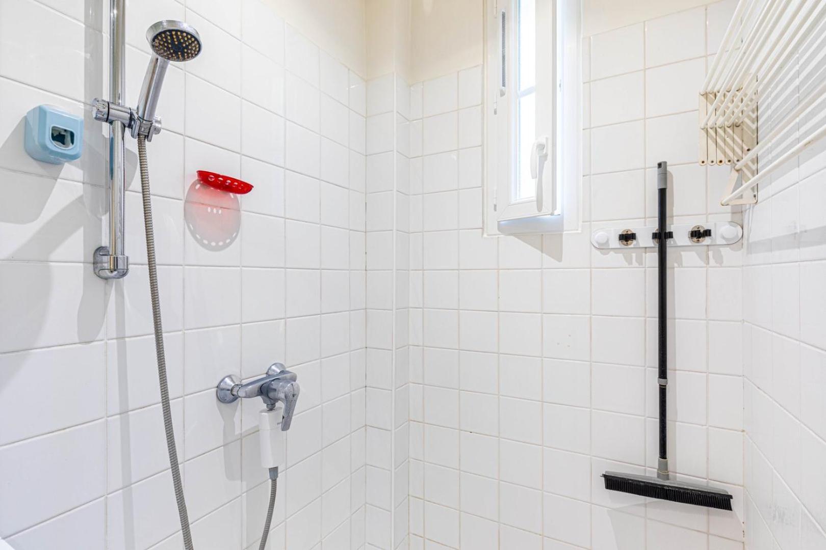 Guestready- Modern Comfort Near Parc Monceau For 6 Apartment *