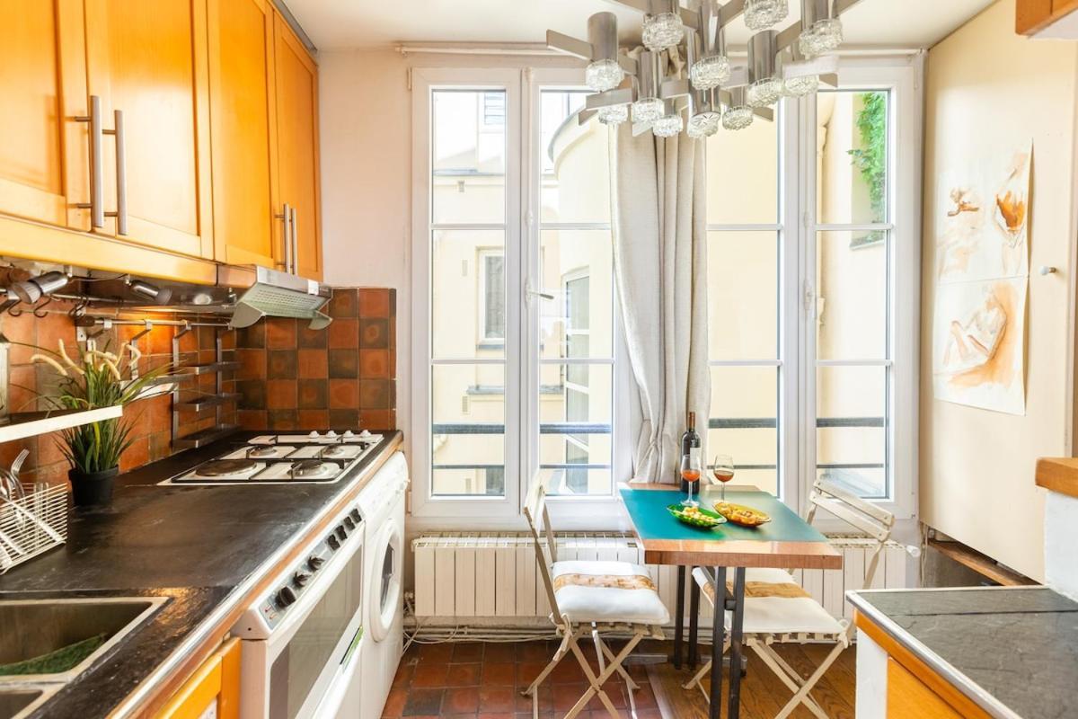 3p Baroque With Rooftop View Apartment