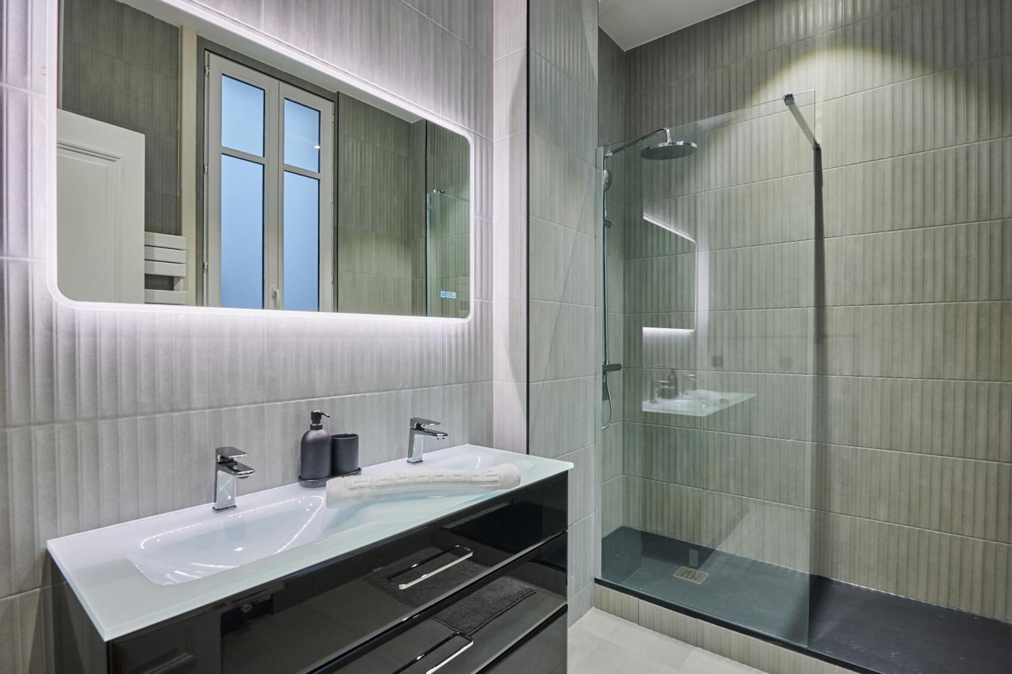 Apartment Elegant 2-bedroom - Trocadero Paris
