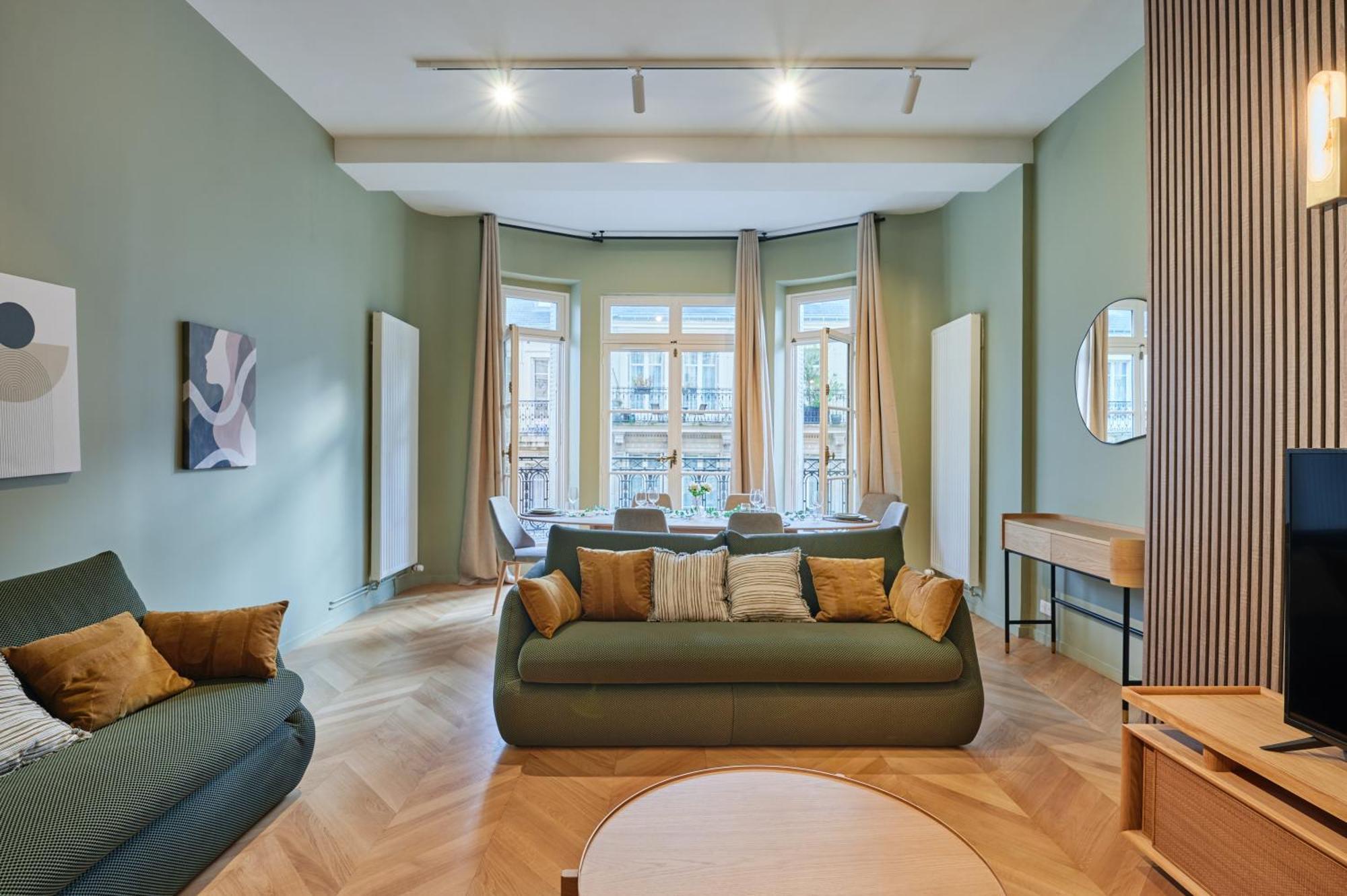 Elegant 2-bedroom - Trocadero