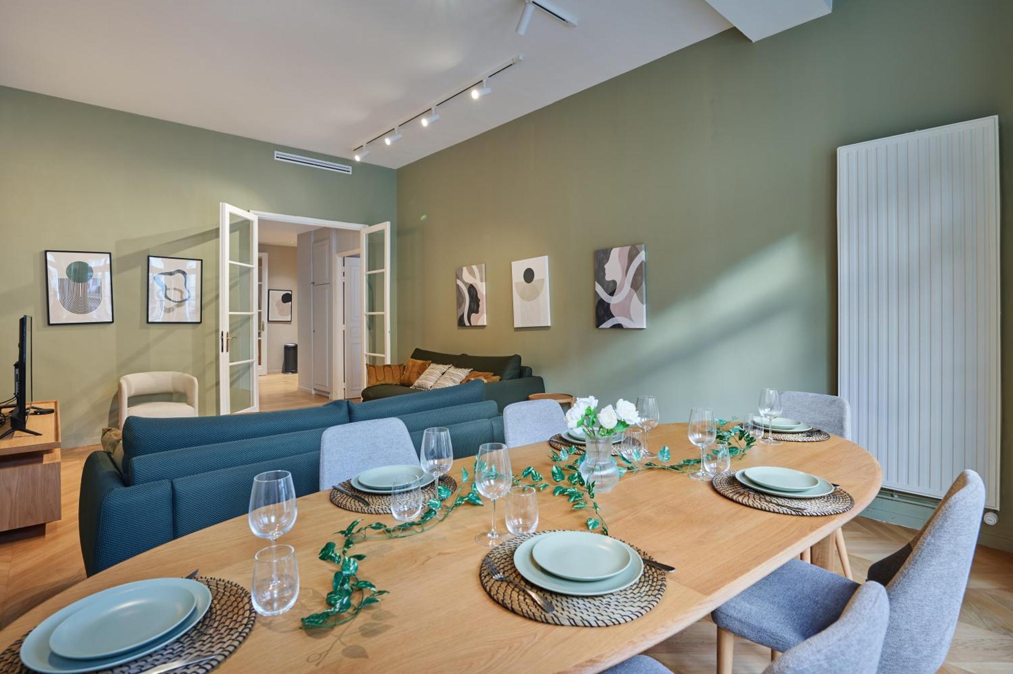 Elegant 2-bedroom - Trocadero