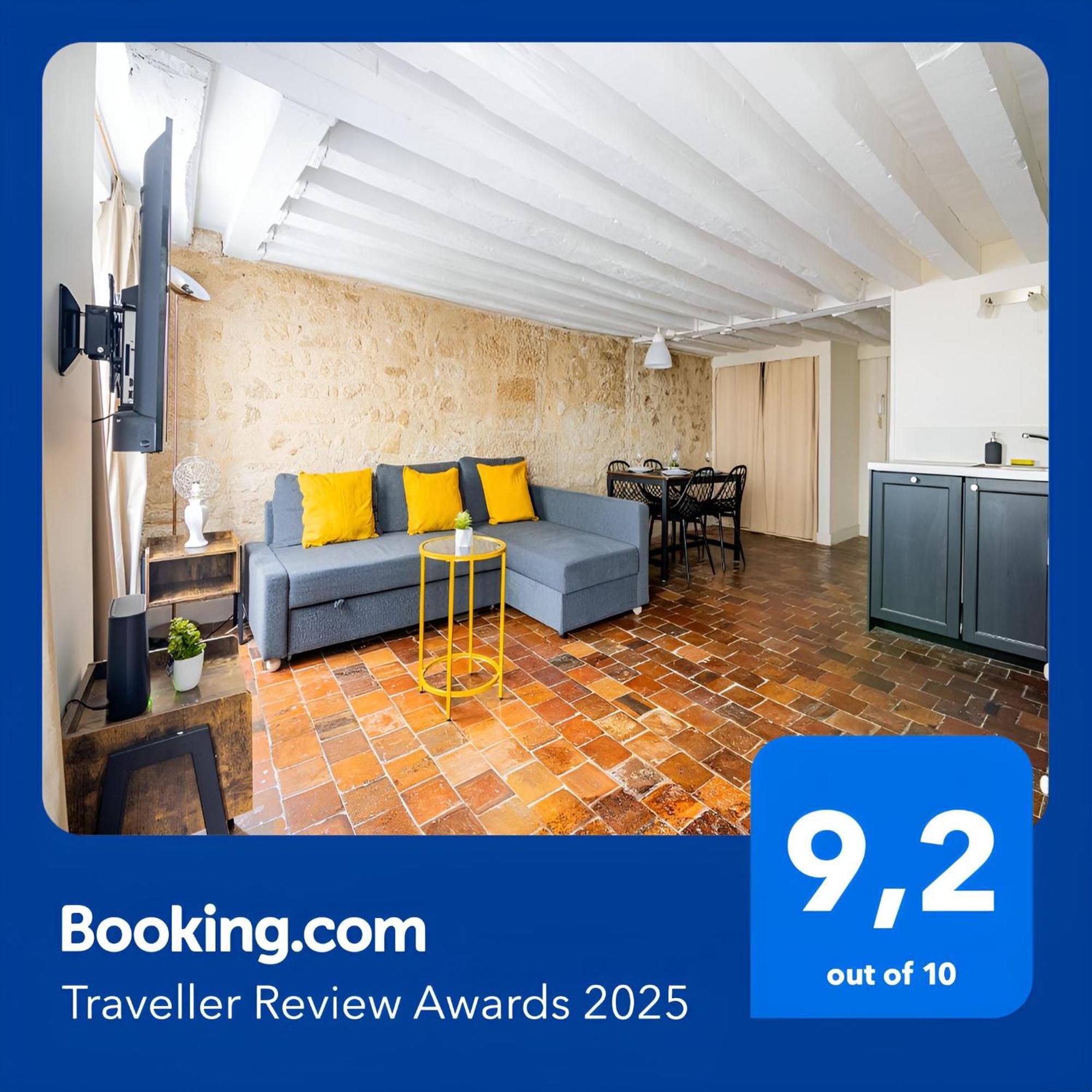 Apartment Au Coeur De Ile Saint-louis Free Netflix Paris