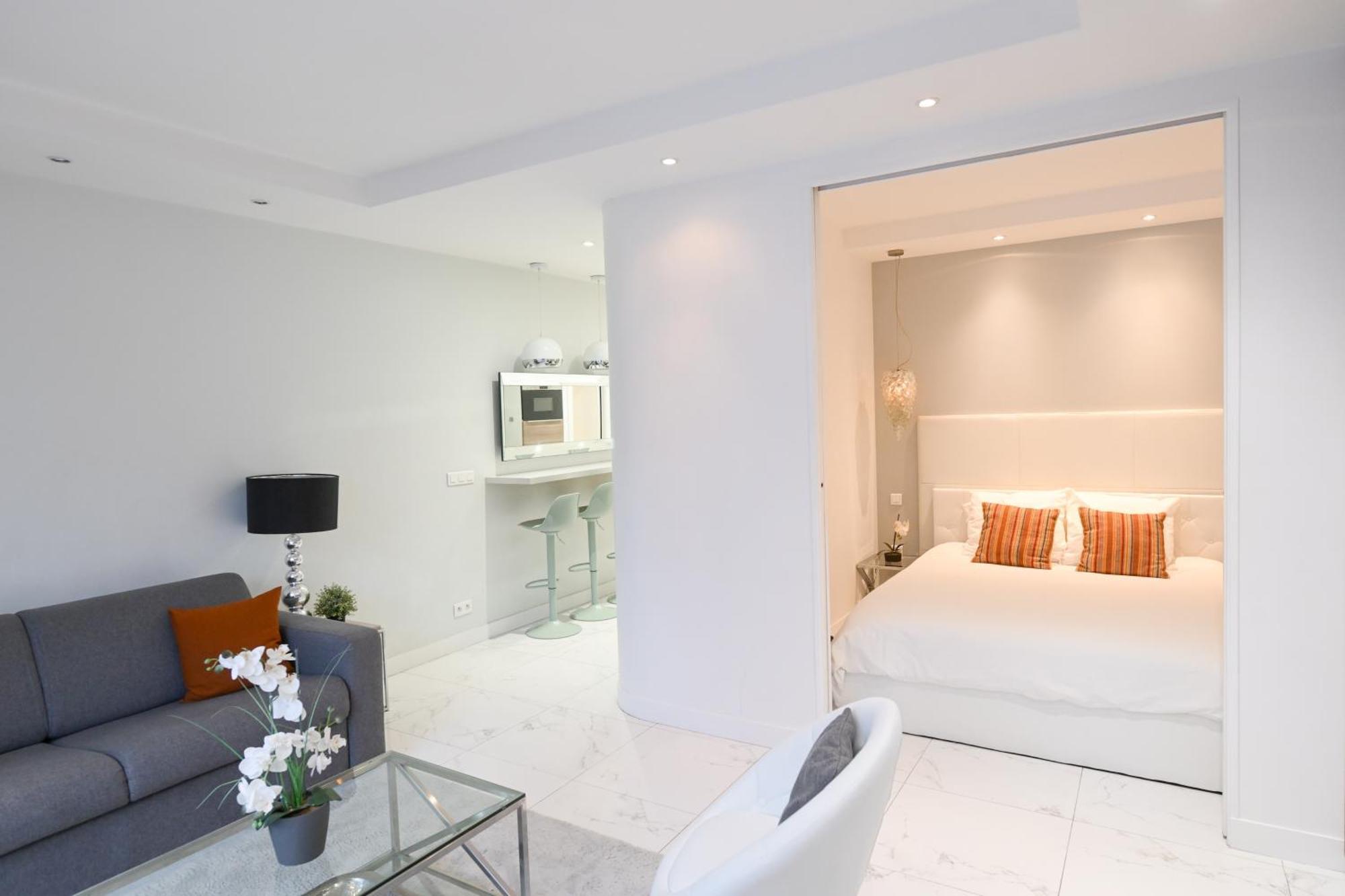 Modern & Peaceful 1bd By Champs-elysees With Ac Appartement *