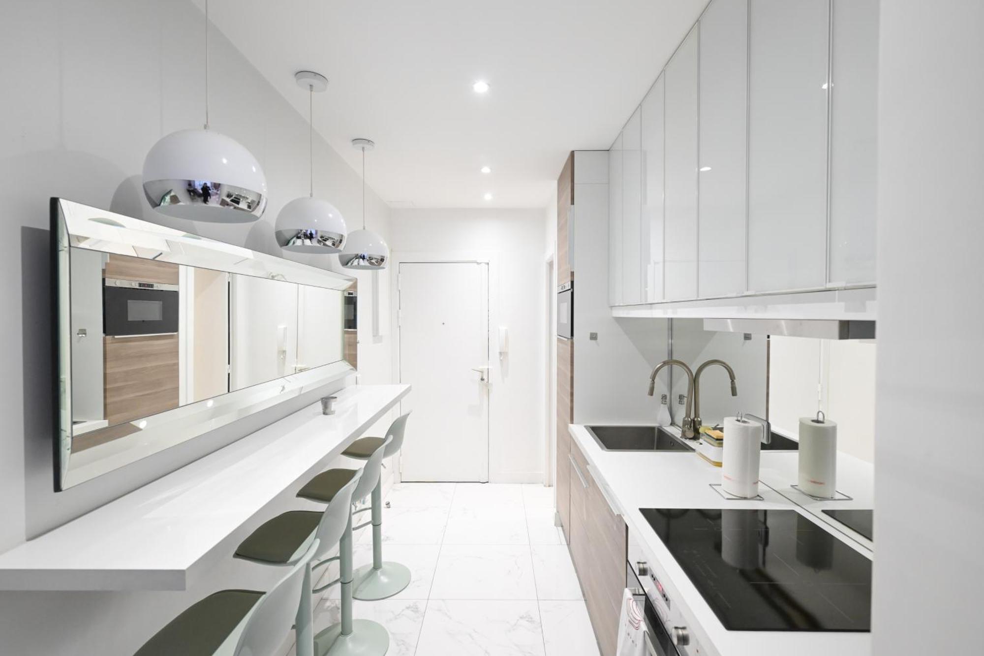 Modern & Peaceful 1bd By Champs-elysees With Ac Appartement Paris
