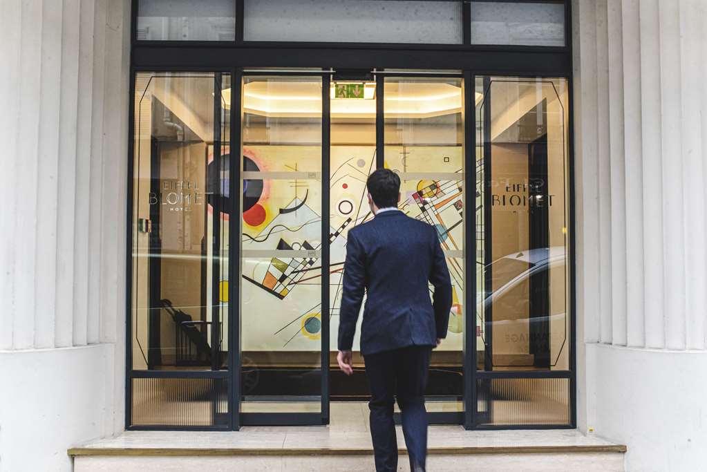 Hotel Eiffel Blomet Paris