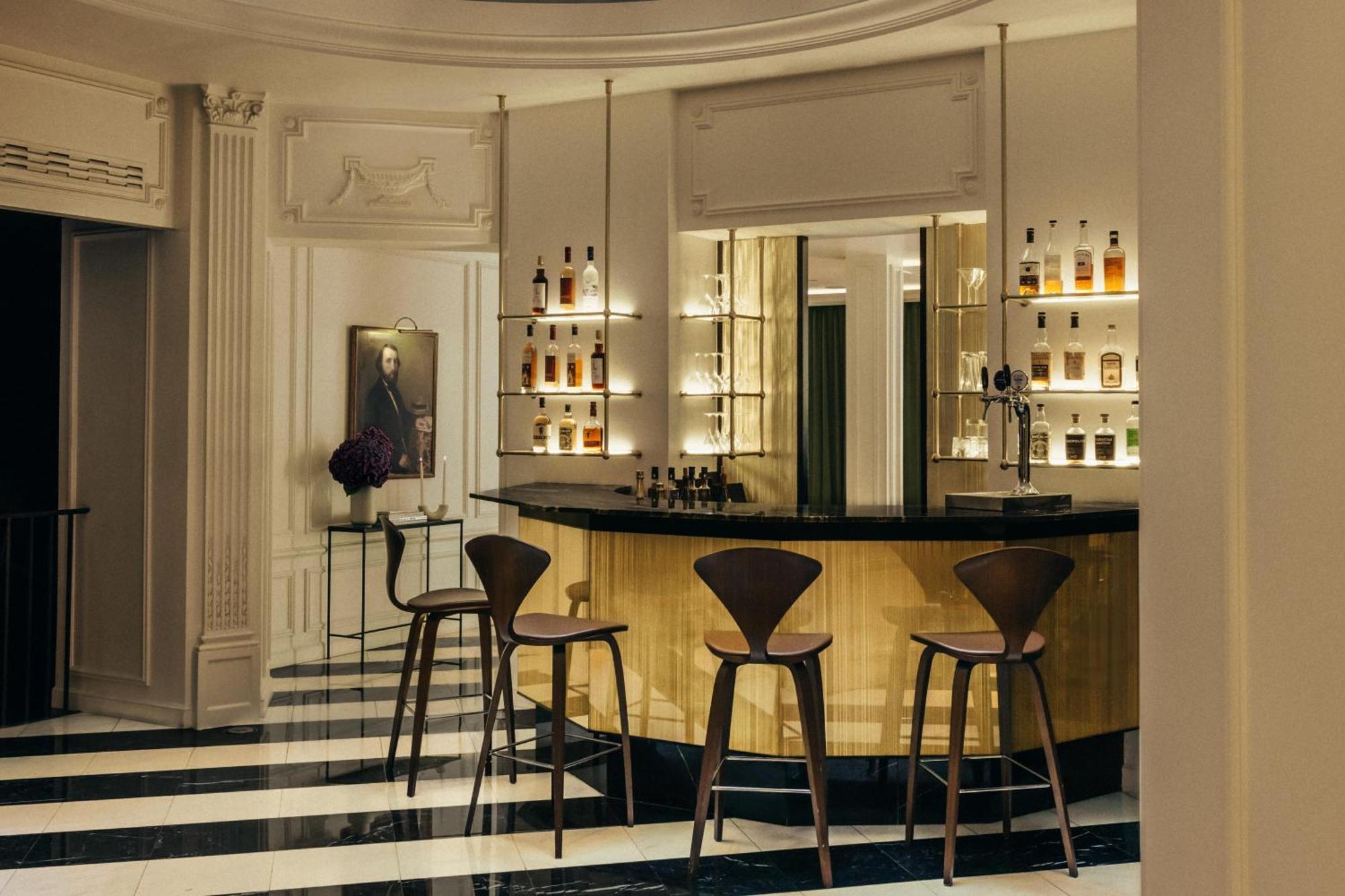 Hotel Bourgogne & Montana 4*