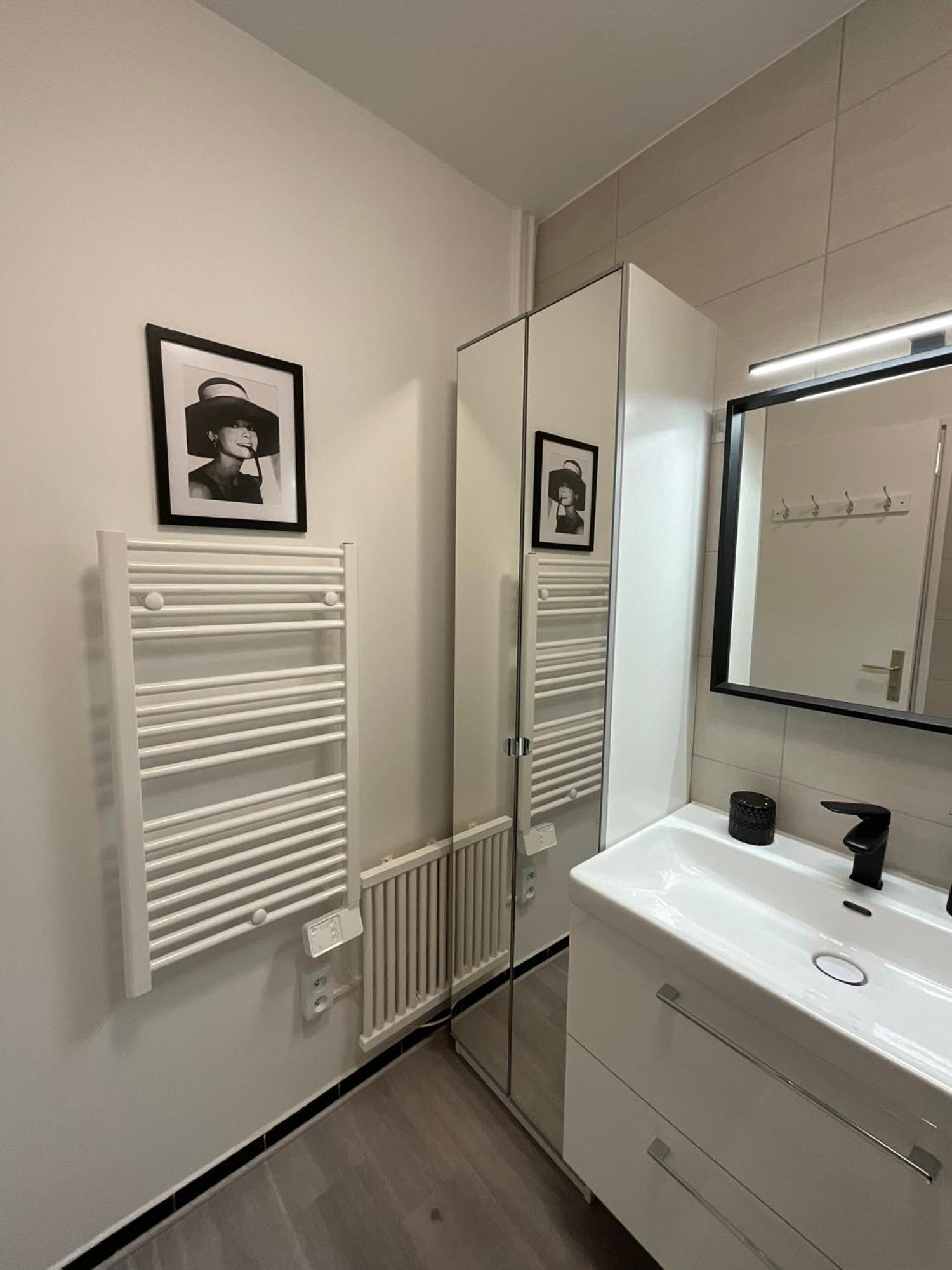 Appartement Chic Parisian Sacre Coeur Views